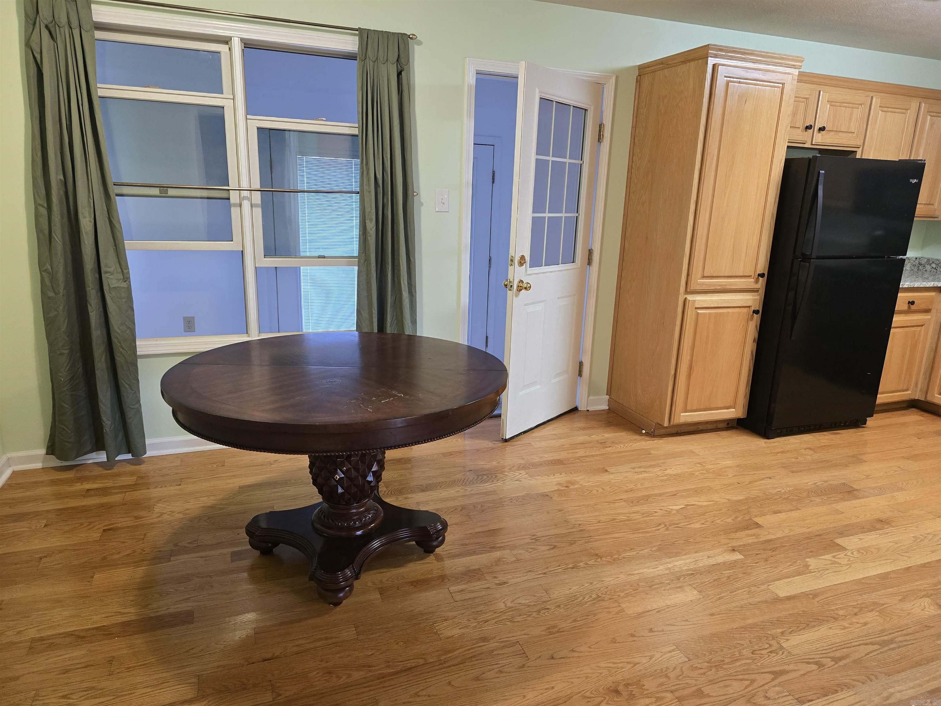 CANEY HILL - Residential