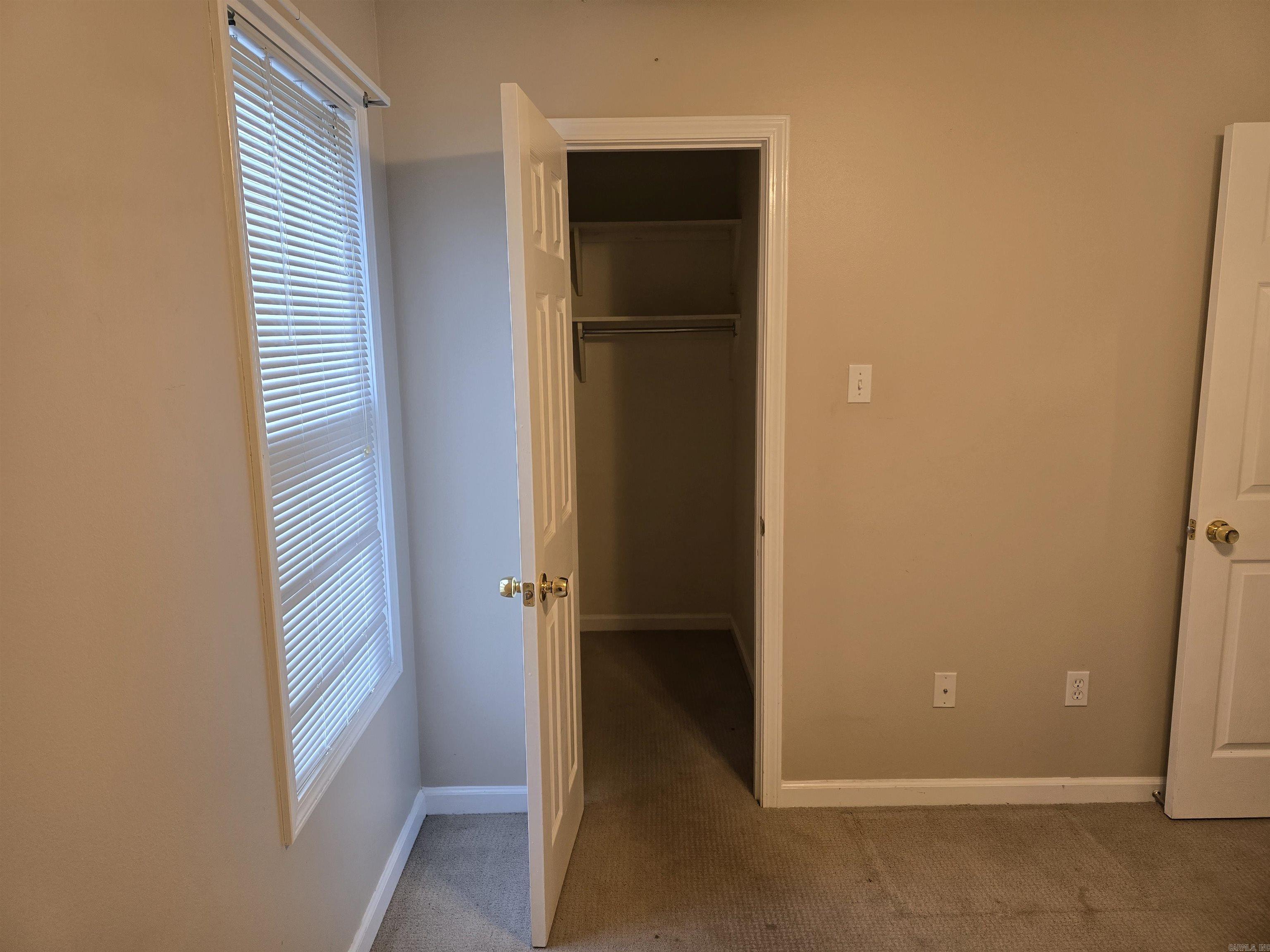 CANEY HILL - Residential