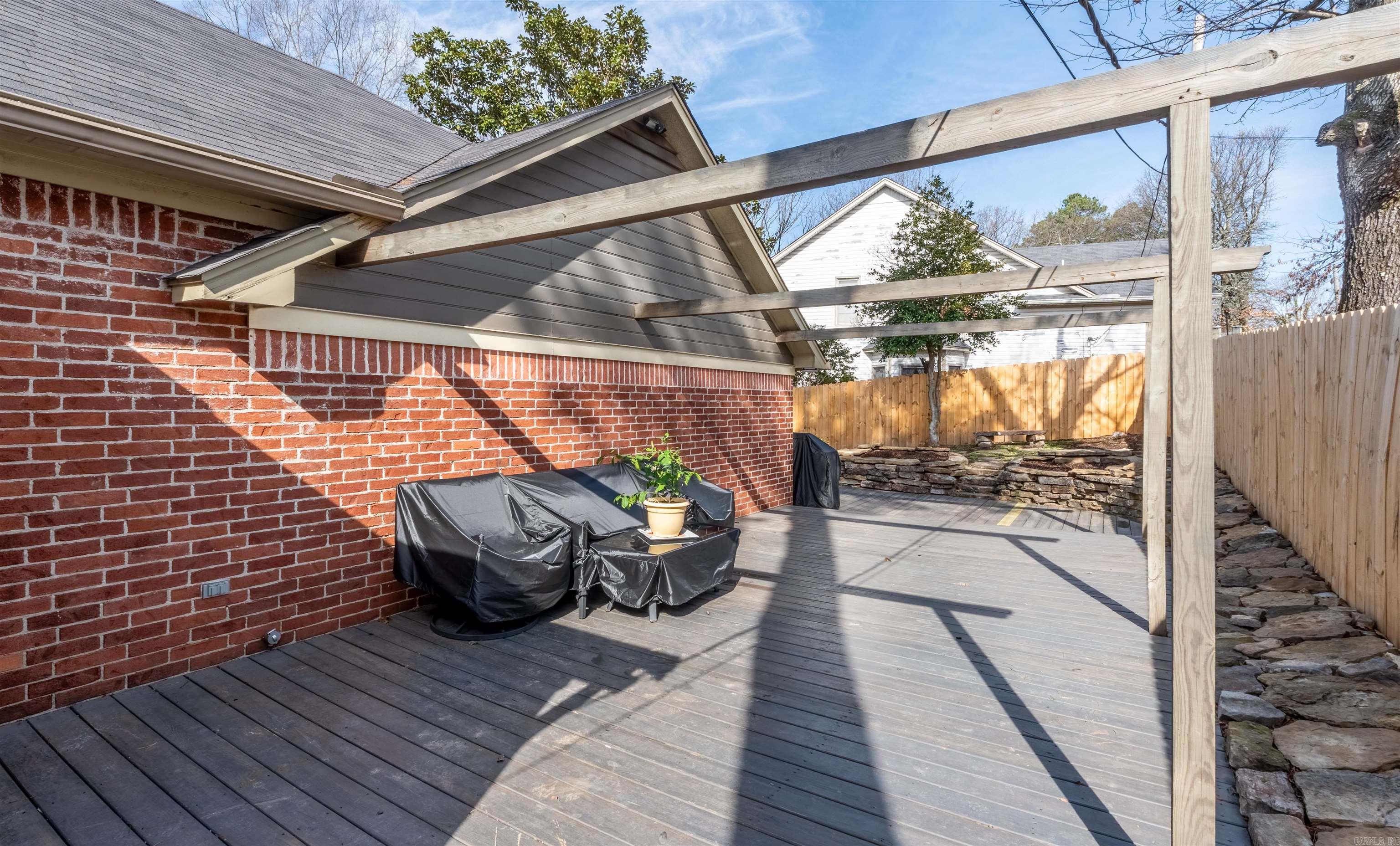 ST CHARLES ADDN - Residential