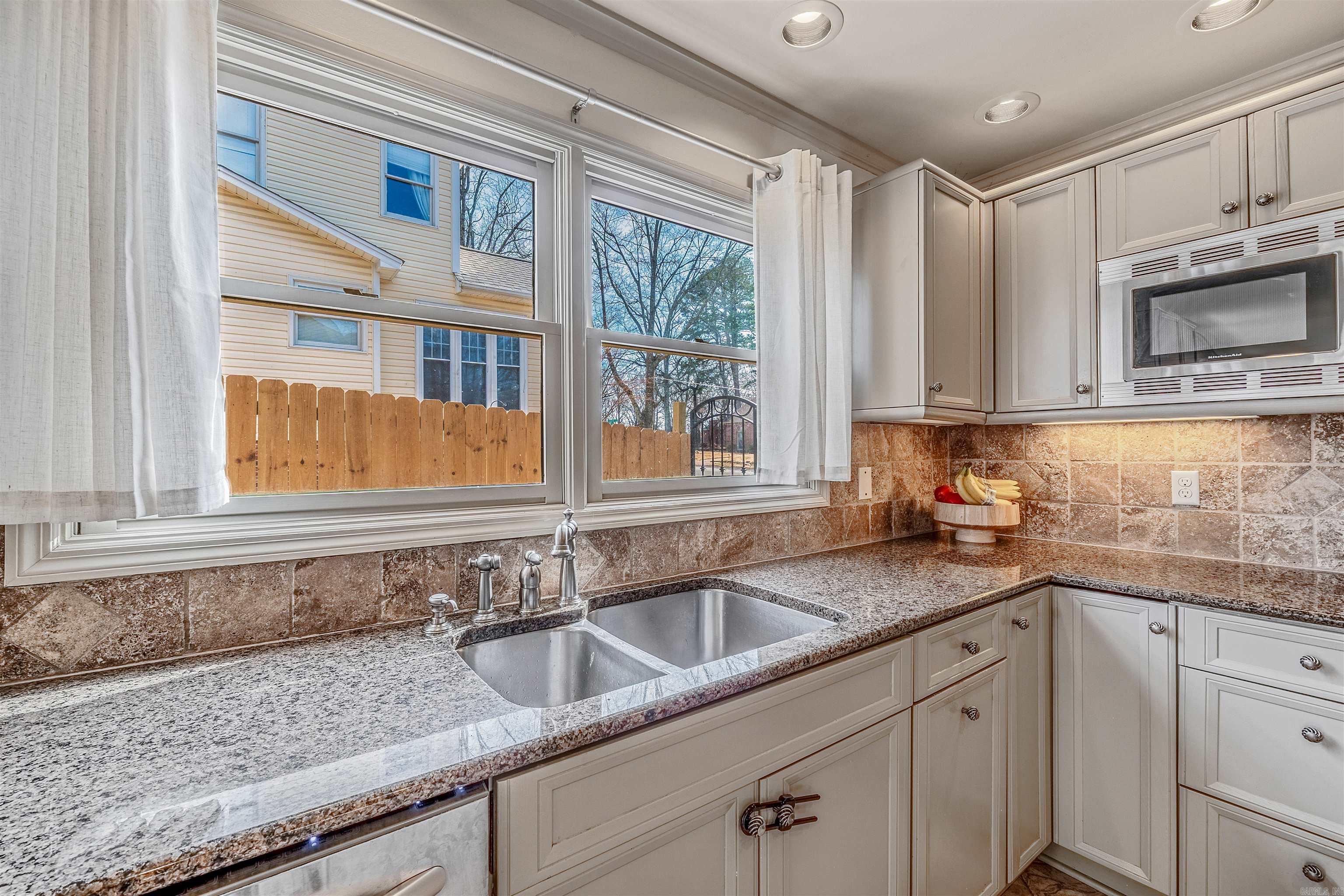 ST CHARLES ADDN - Residential