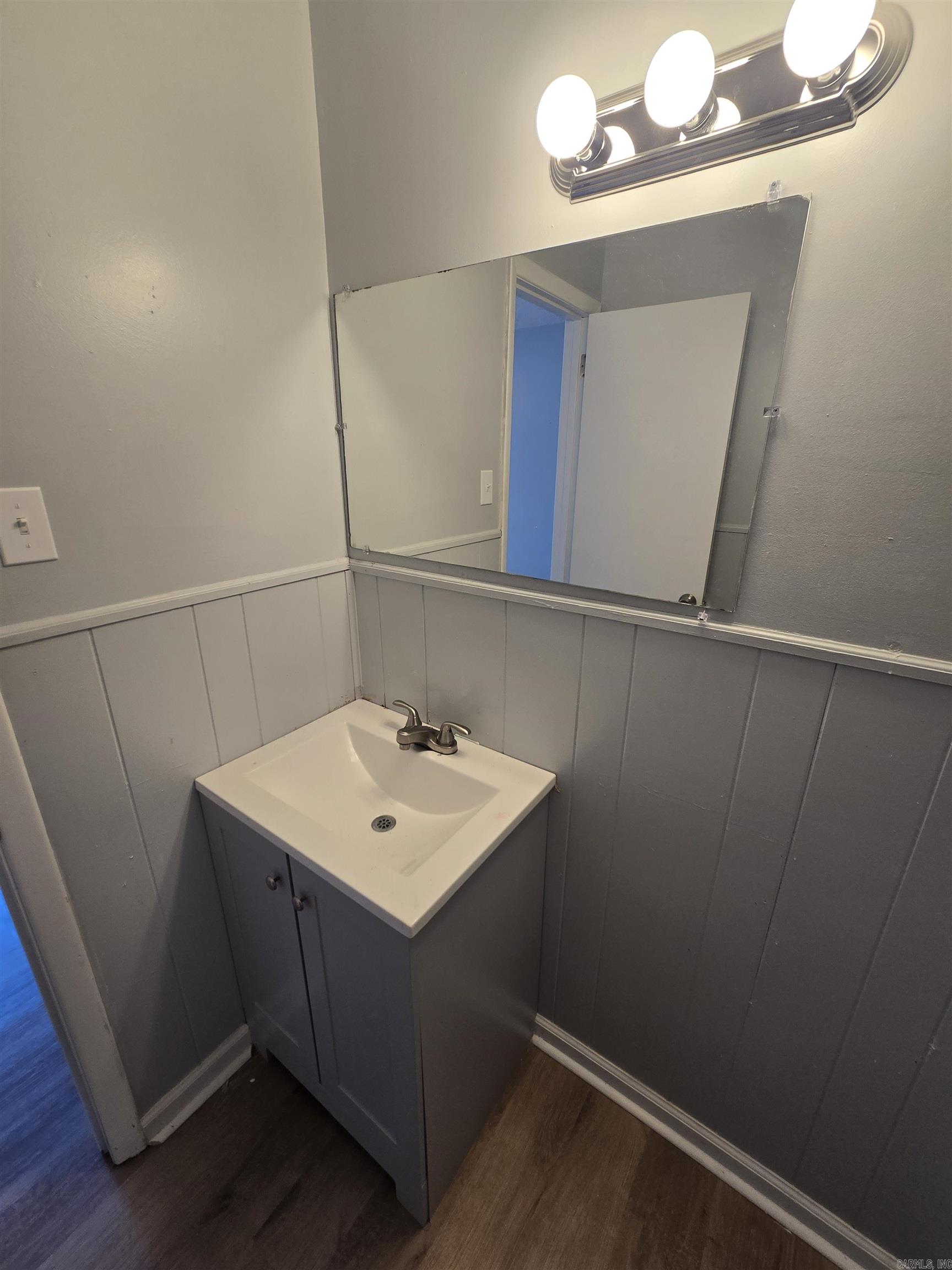 Majestic Oaks - Residential Lease