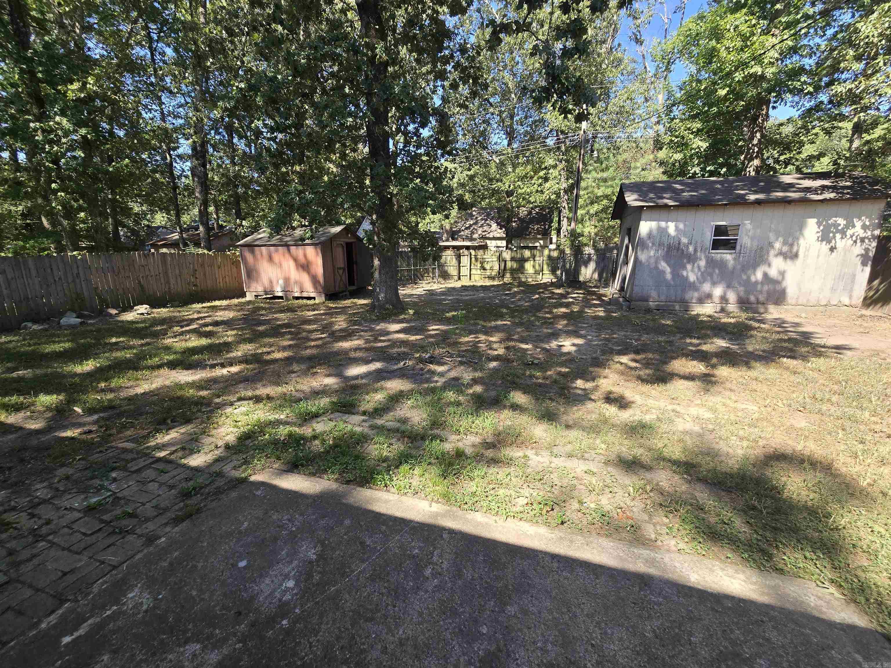 Majestic Oaks - Residential Lease