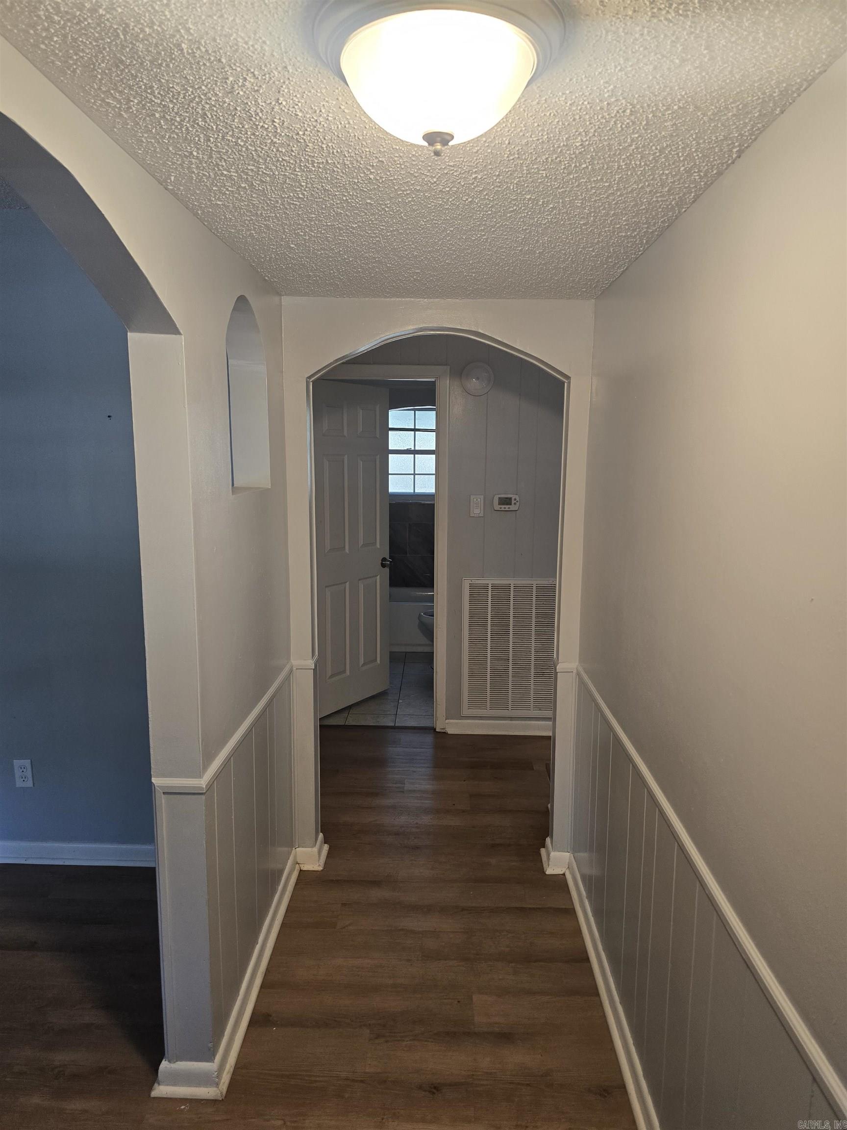 Majestic Oaks - Residential Lease