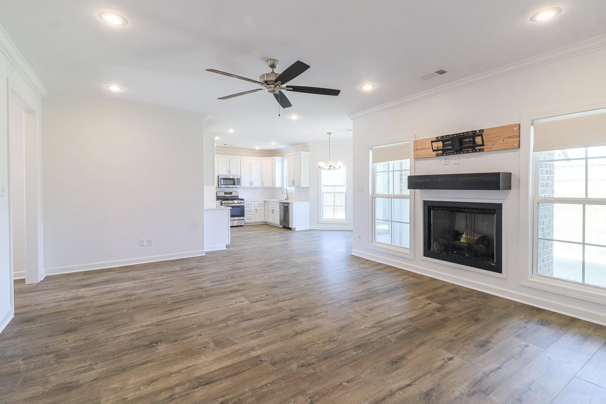 Hidden Creek I - Residential