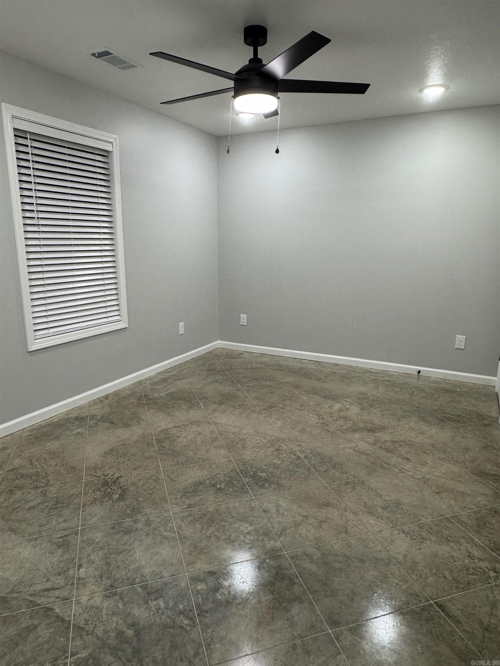 HILLVIEW ACRES - Residential