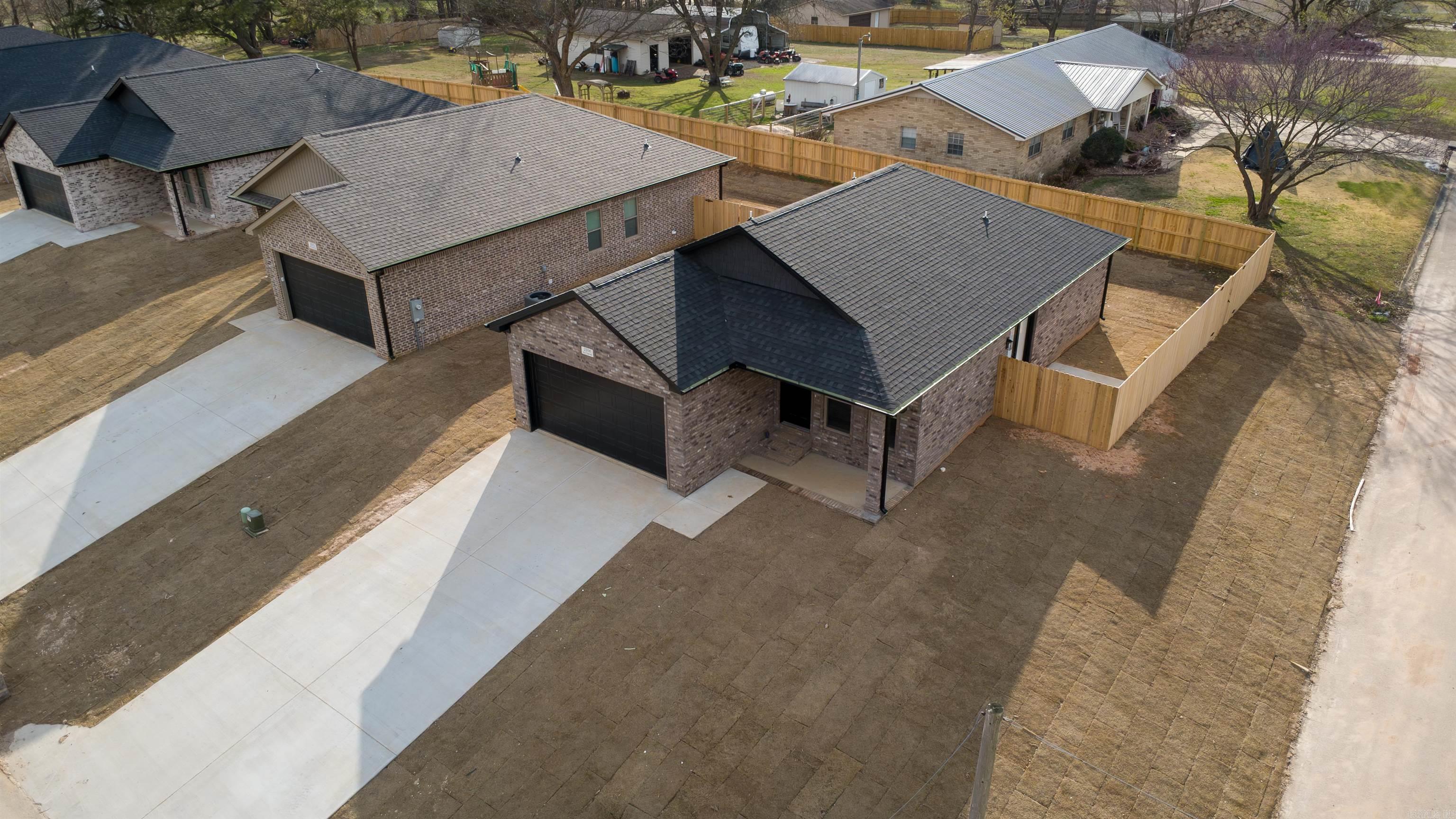 HILLVIEW ACRES - Residential