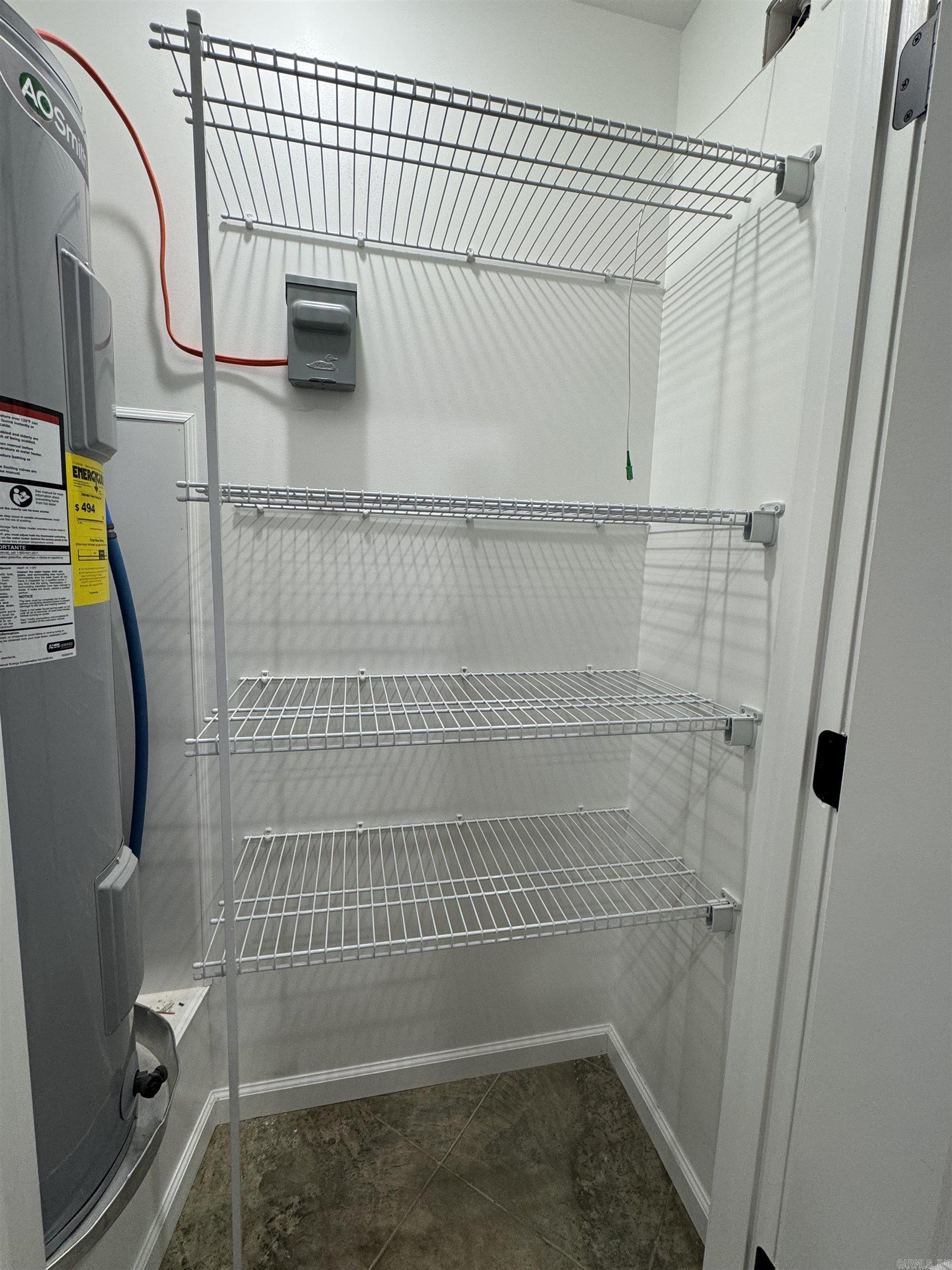 HILLVIEW ACRES - Residential