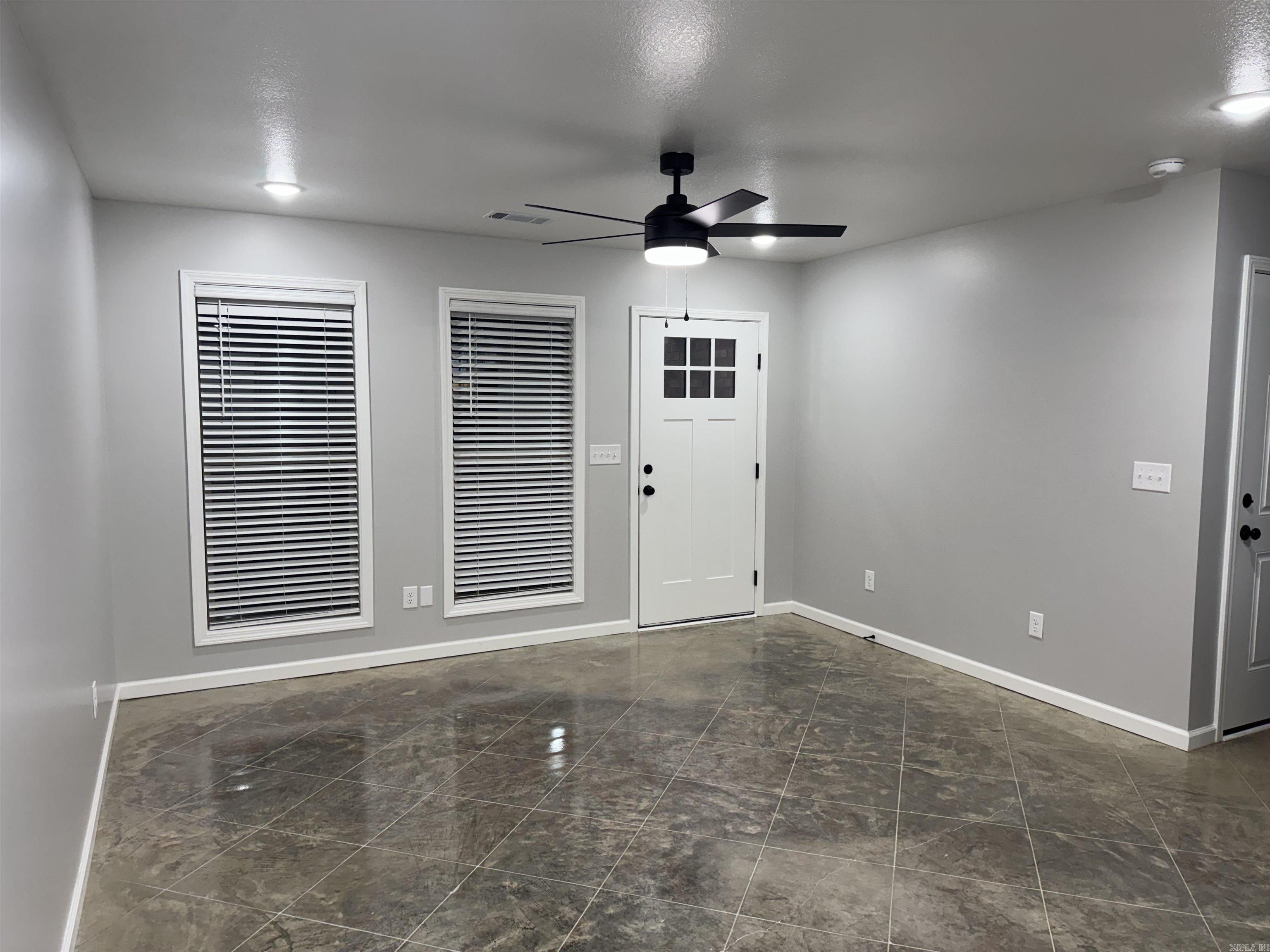 HILLVIEW ACRES - Residential