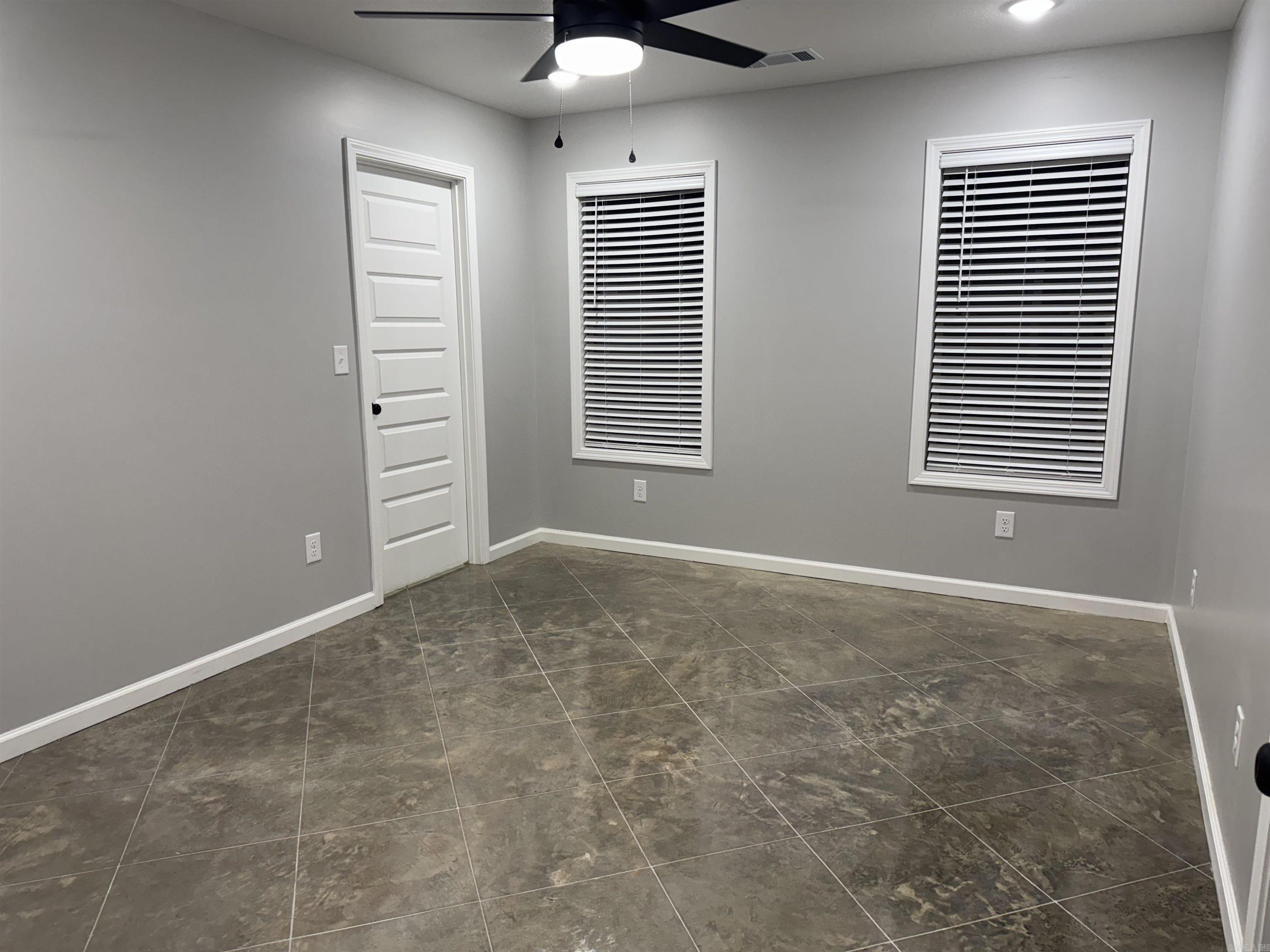 HILLVIEW ACRES - Residential