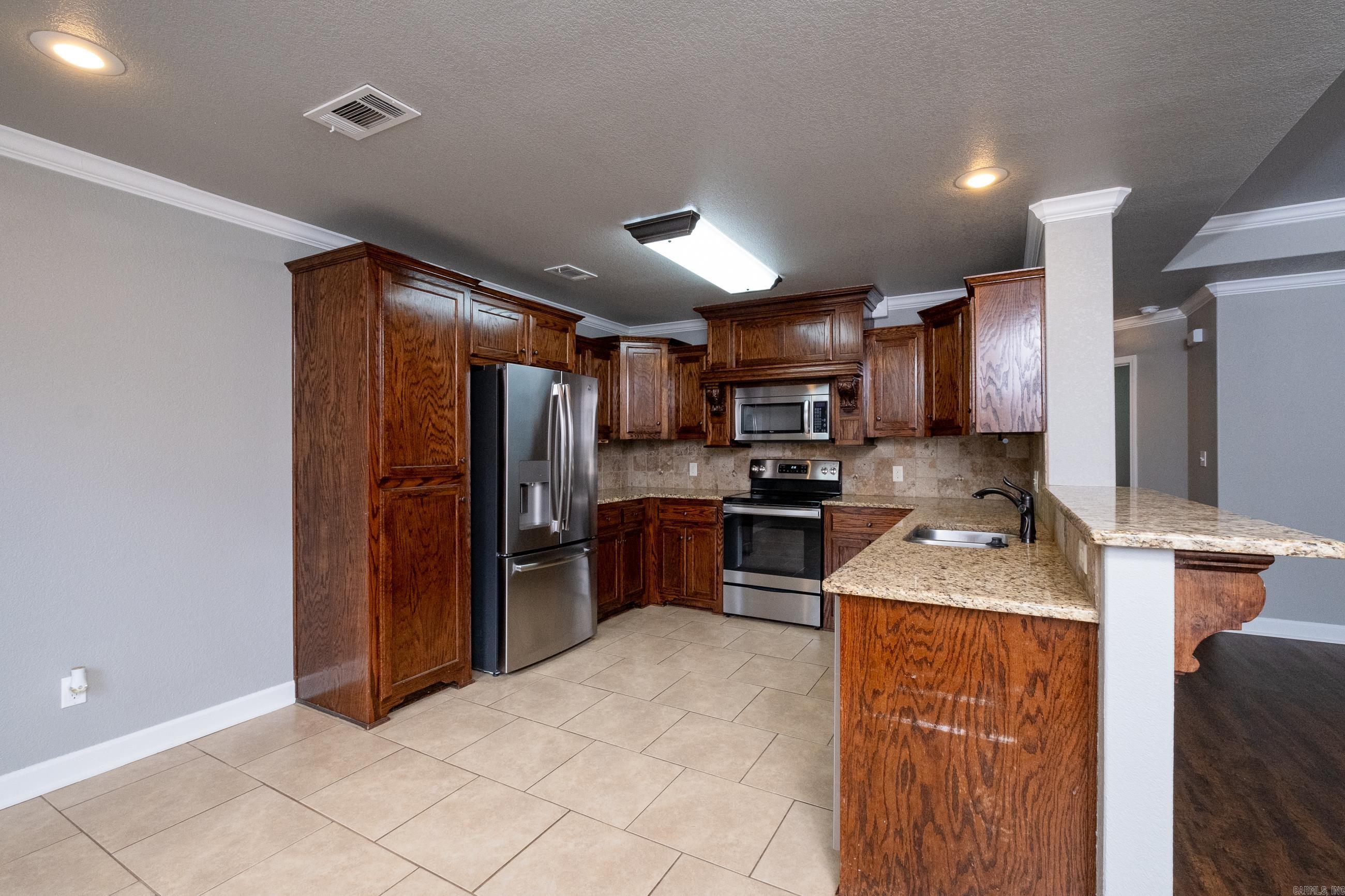 OAK GLENN - Residential