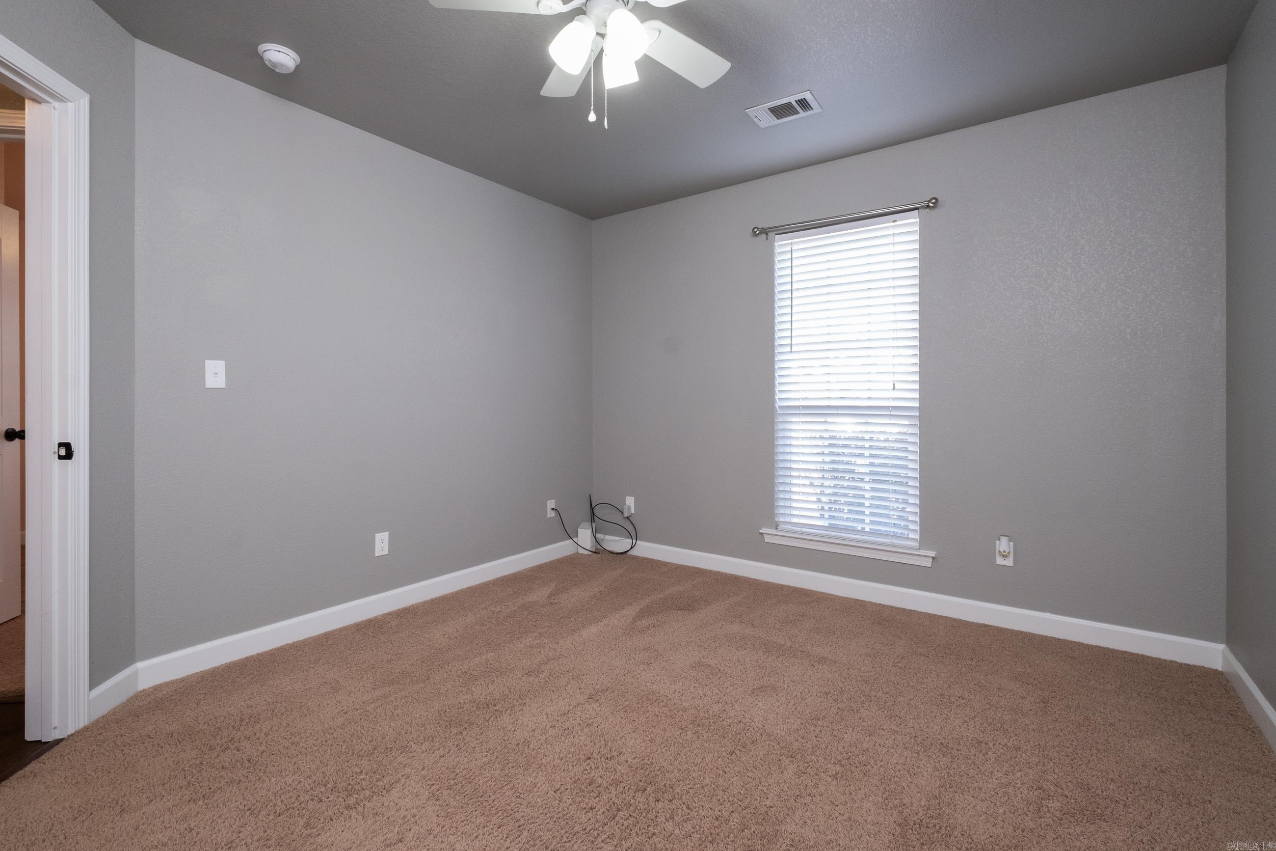 OAK GLENN - Residential