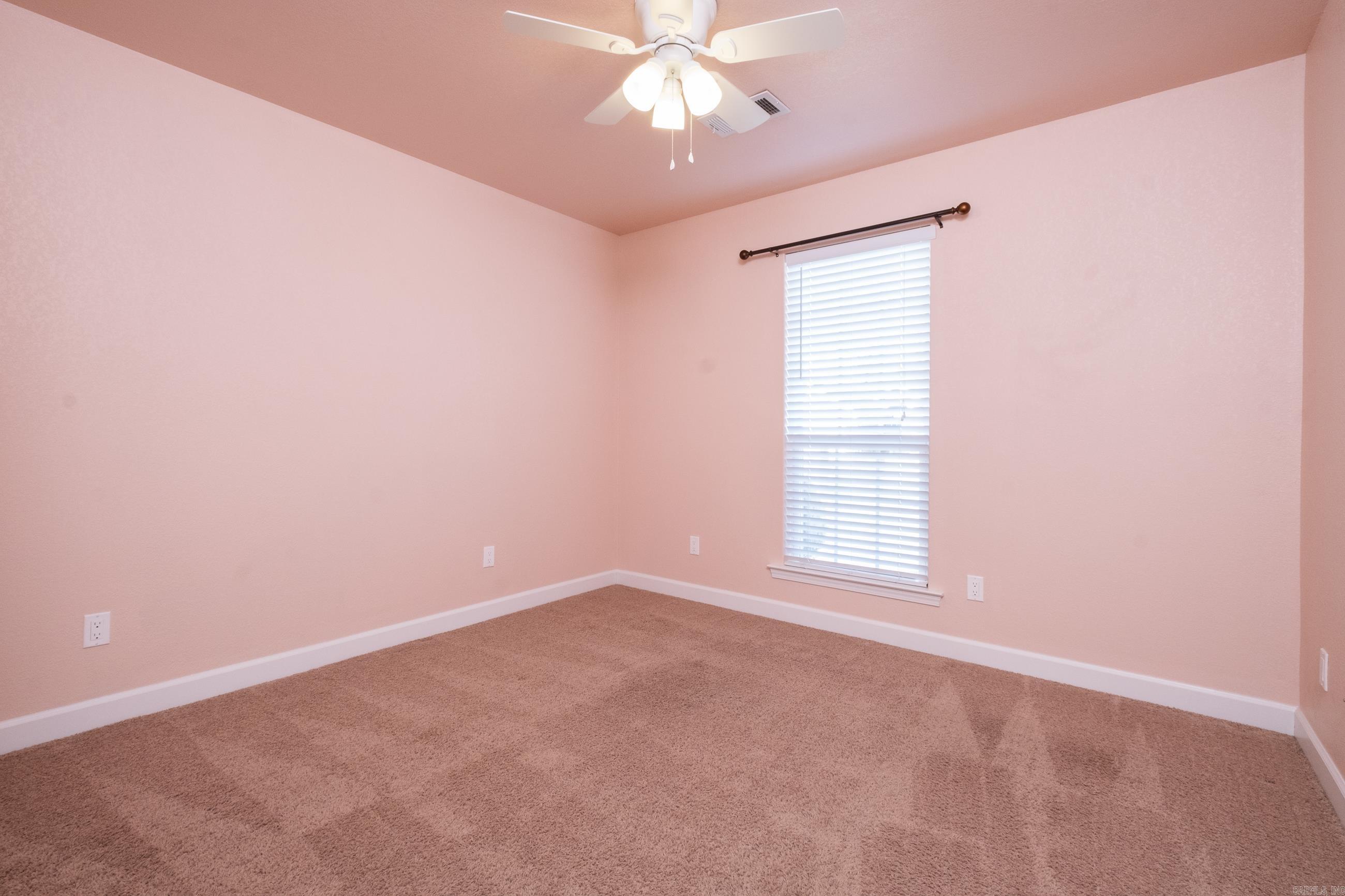 OAK GLENN - Residential