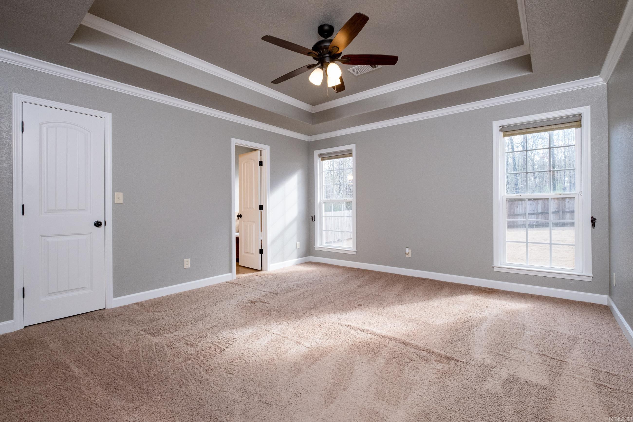 OAK GLENN - Residential