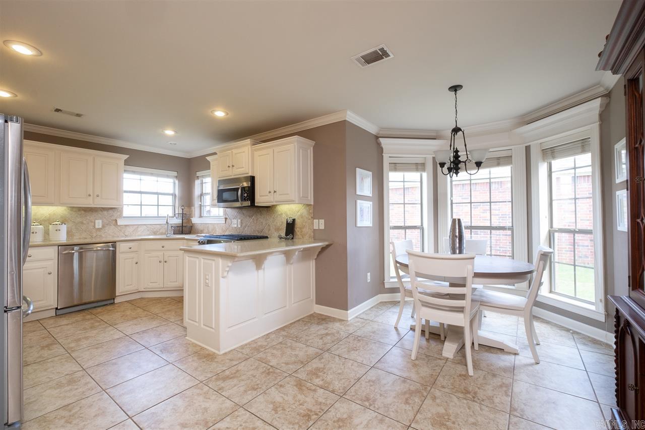 COUNTRY CLUB OF ARK THE - Residential