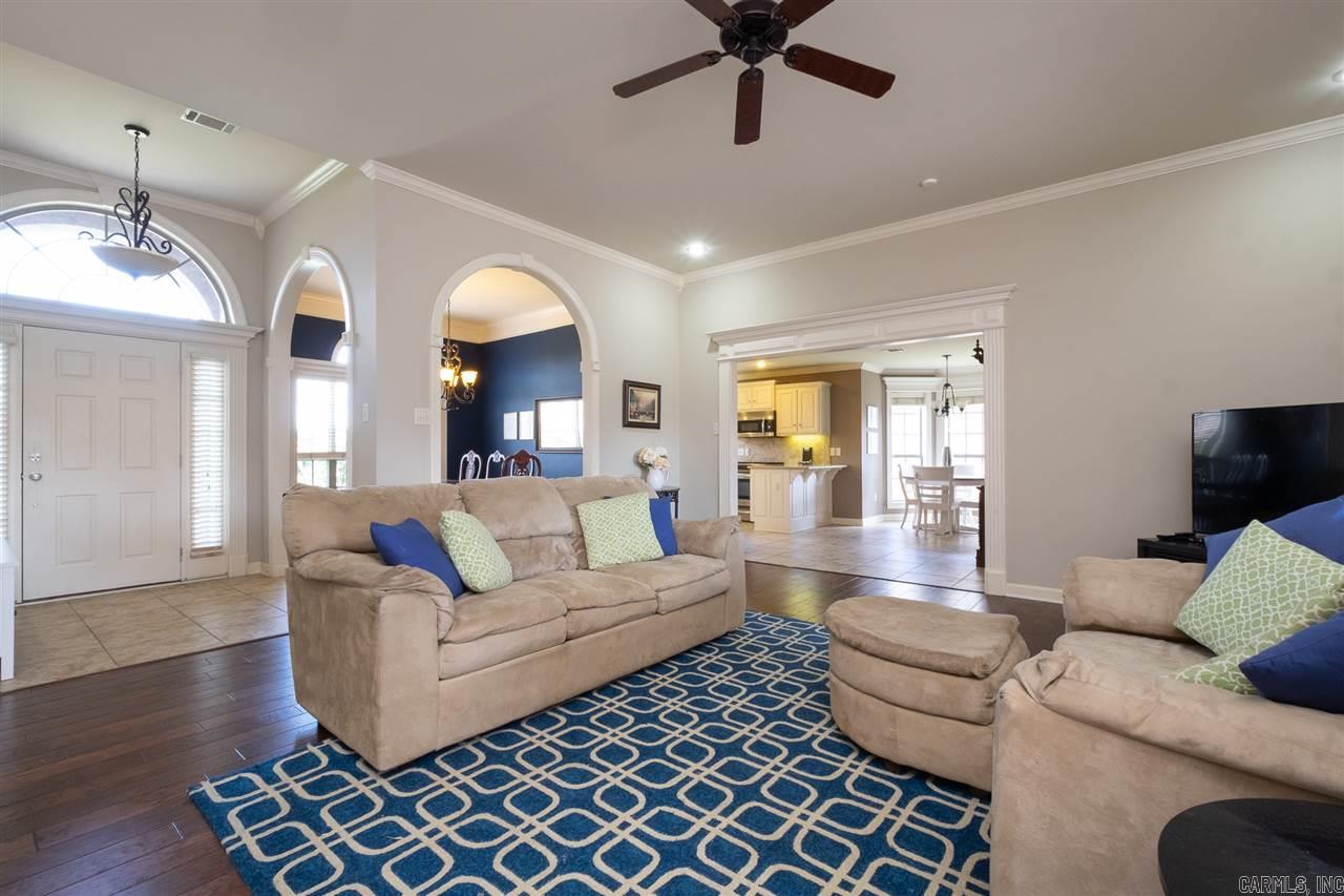 COUNTRY CLUB OF ARK THE - Residential