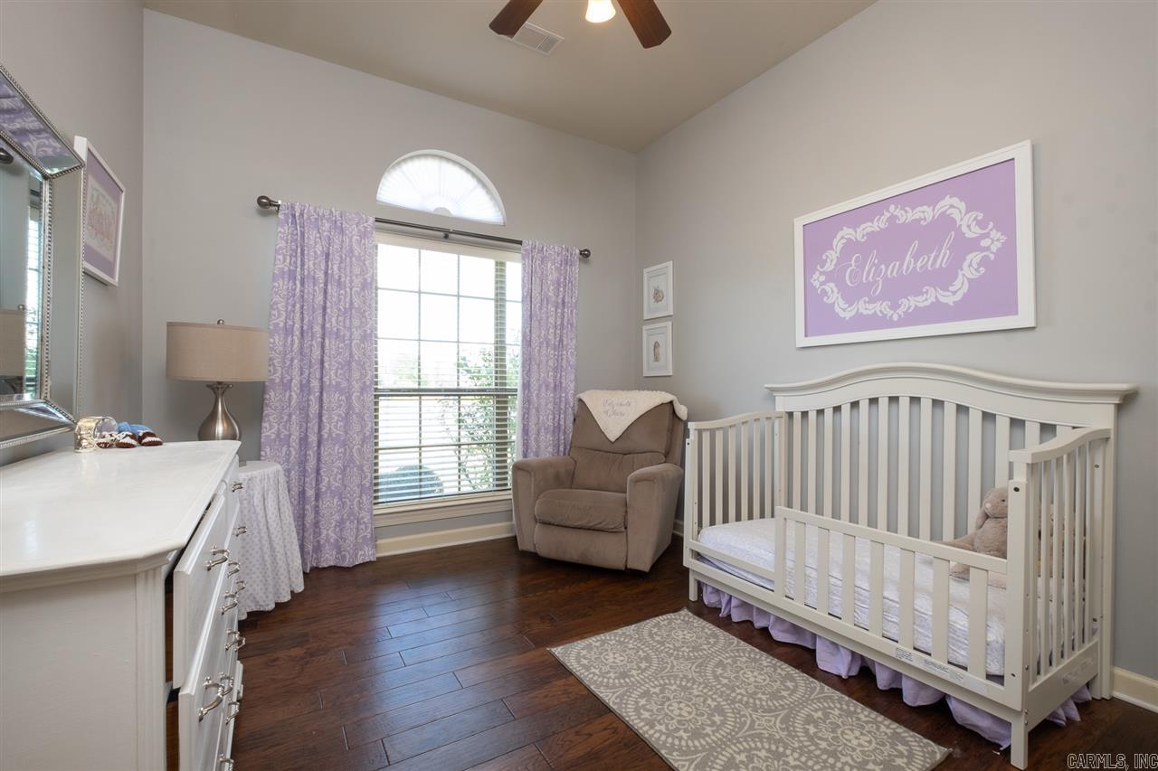 COUNTRY CLUB OF ARK THE - Residential