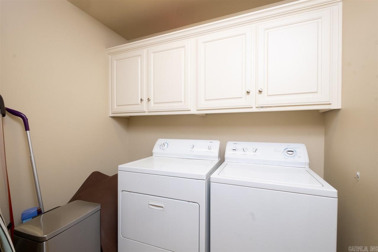 COUNTRY CLUB OF ARK THE - Residential