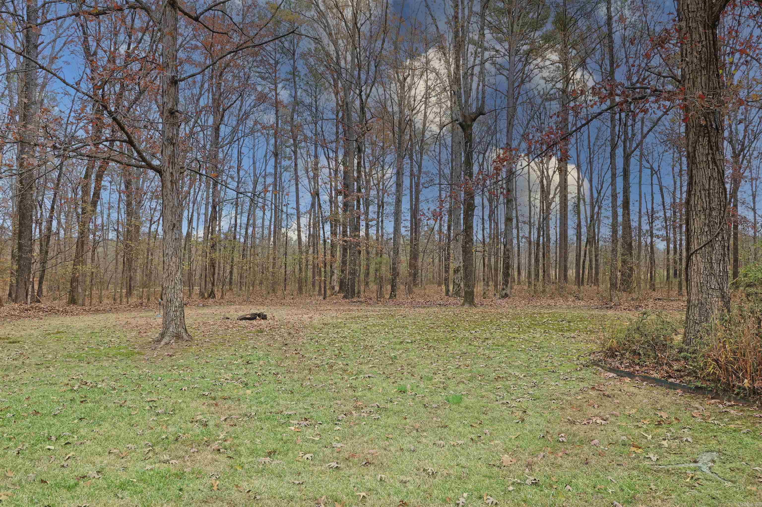 COUNTRY VILLAGE ESTATES - Residential