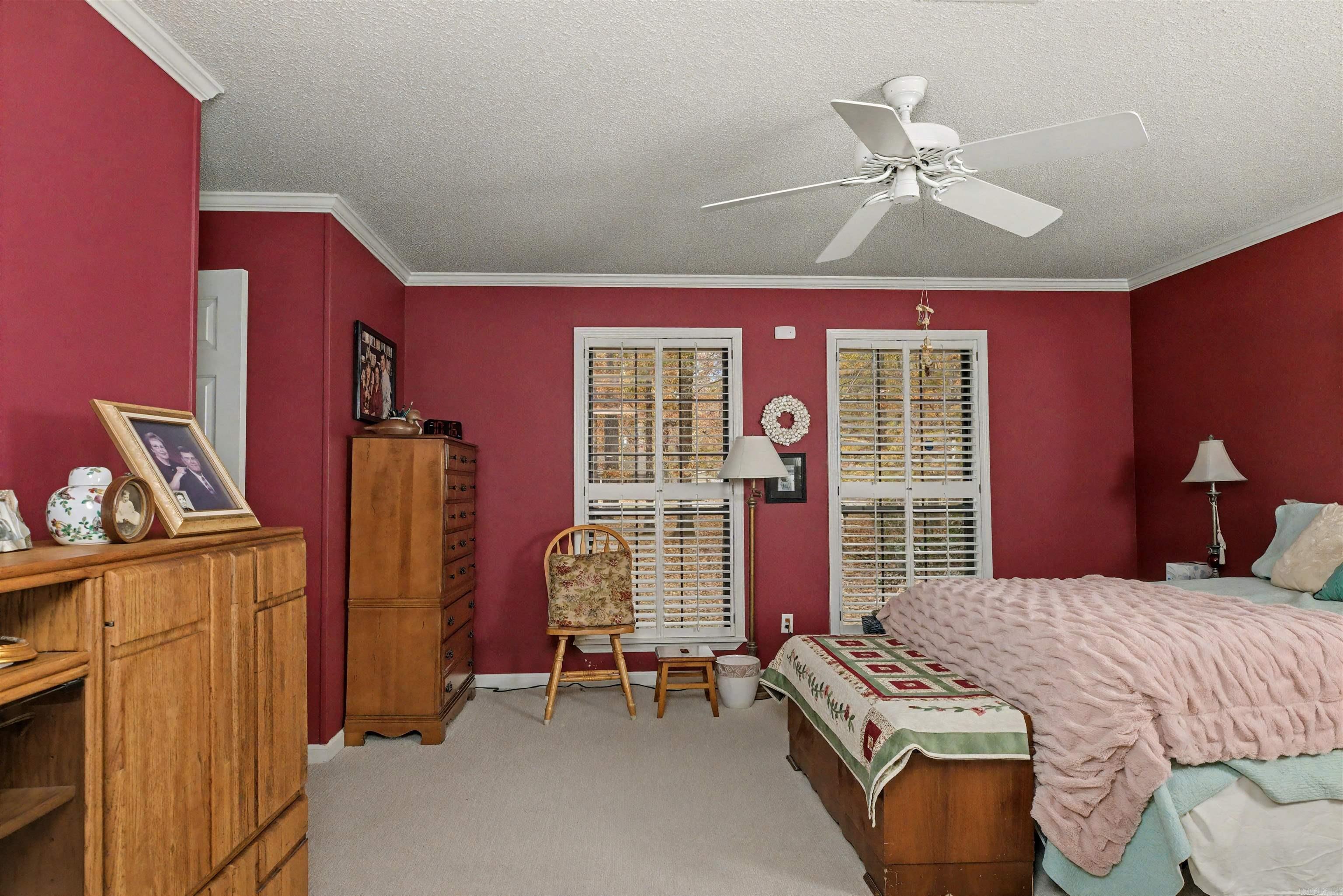 COUNTRY VILLAGE ESTATES - Residential