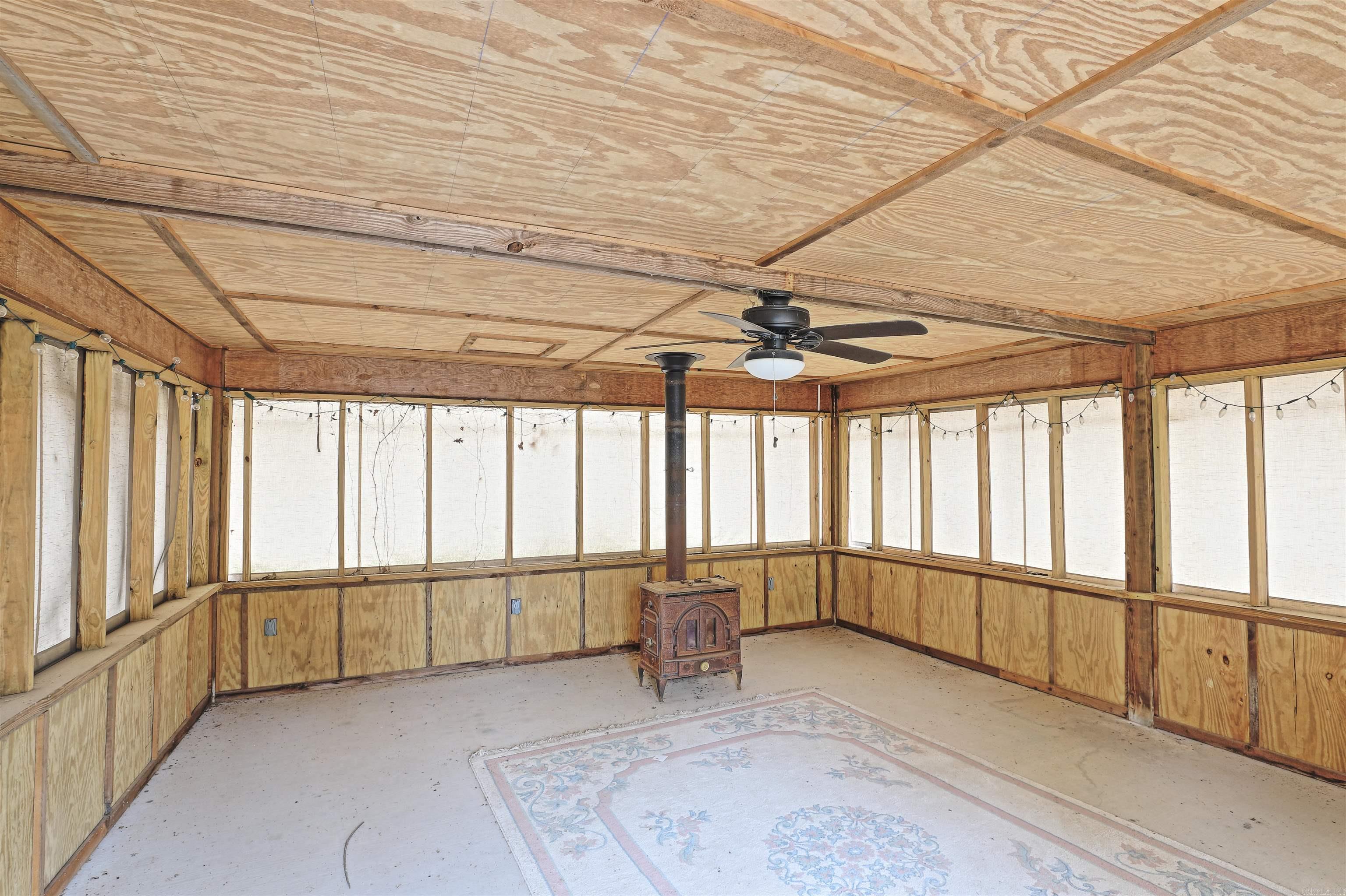 COUNTRY VILLAGE ESTATES - Residential