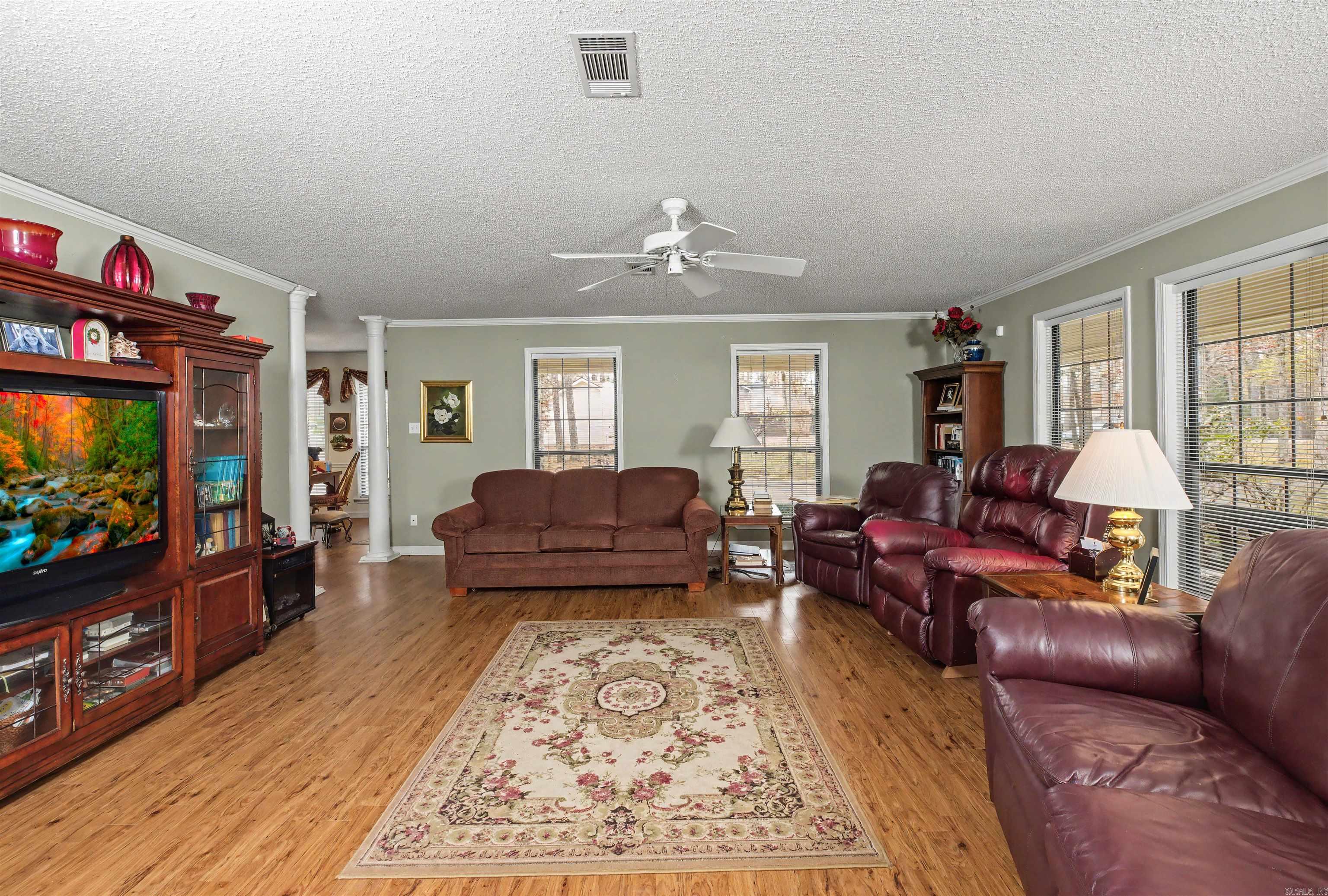 COUNTRY VILLAGE ESTATES - Residential