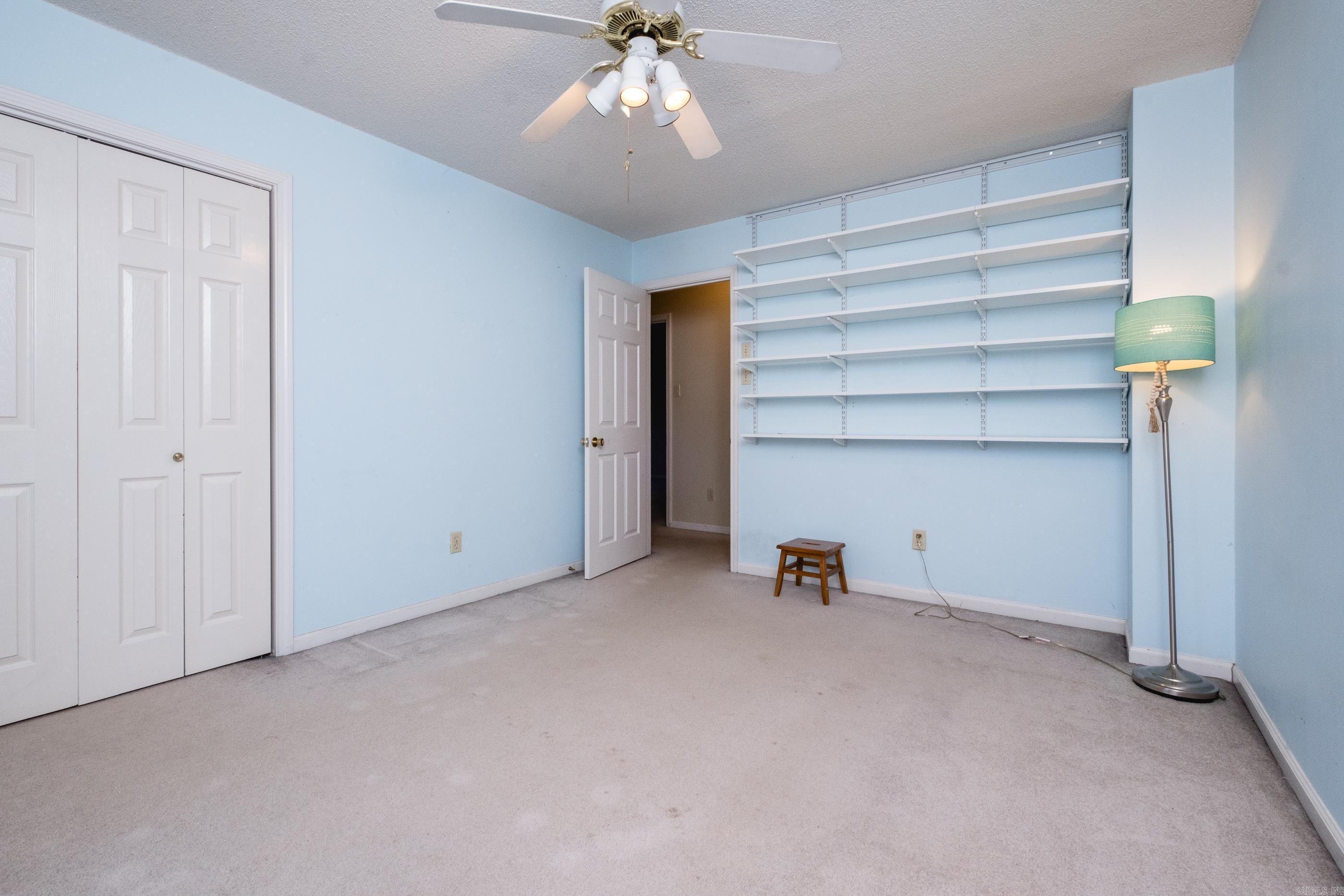 PLEASANT VIEW - Residential