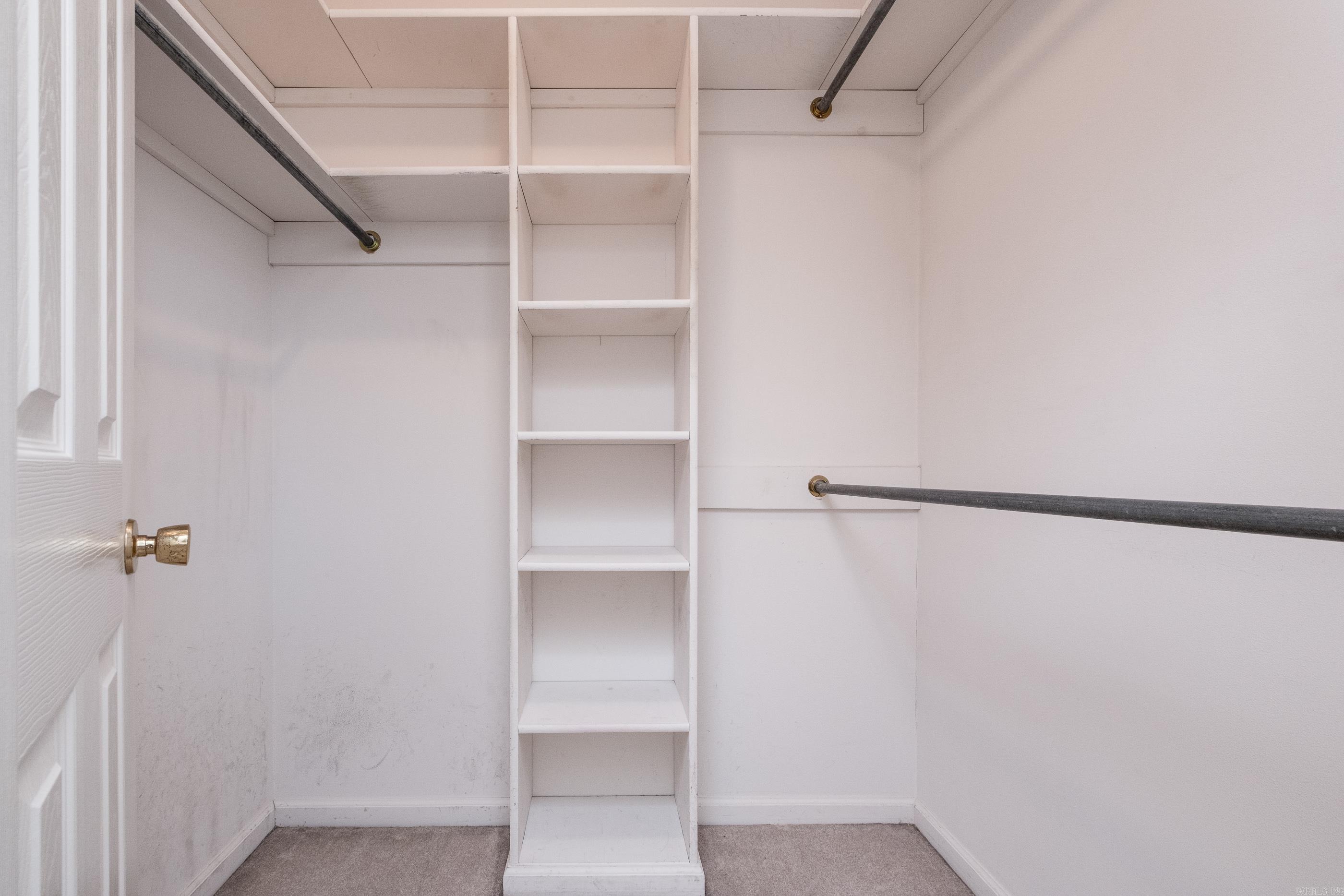 PLEASANT VIEW - Residential