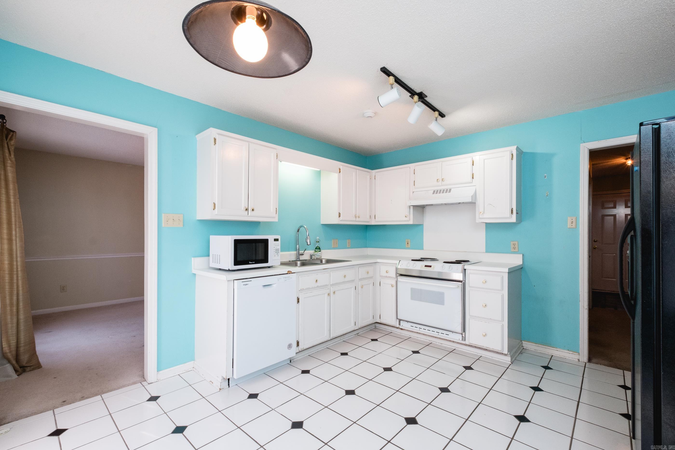 PLEASANT VIEW - Residential