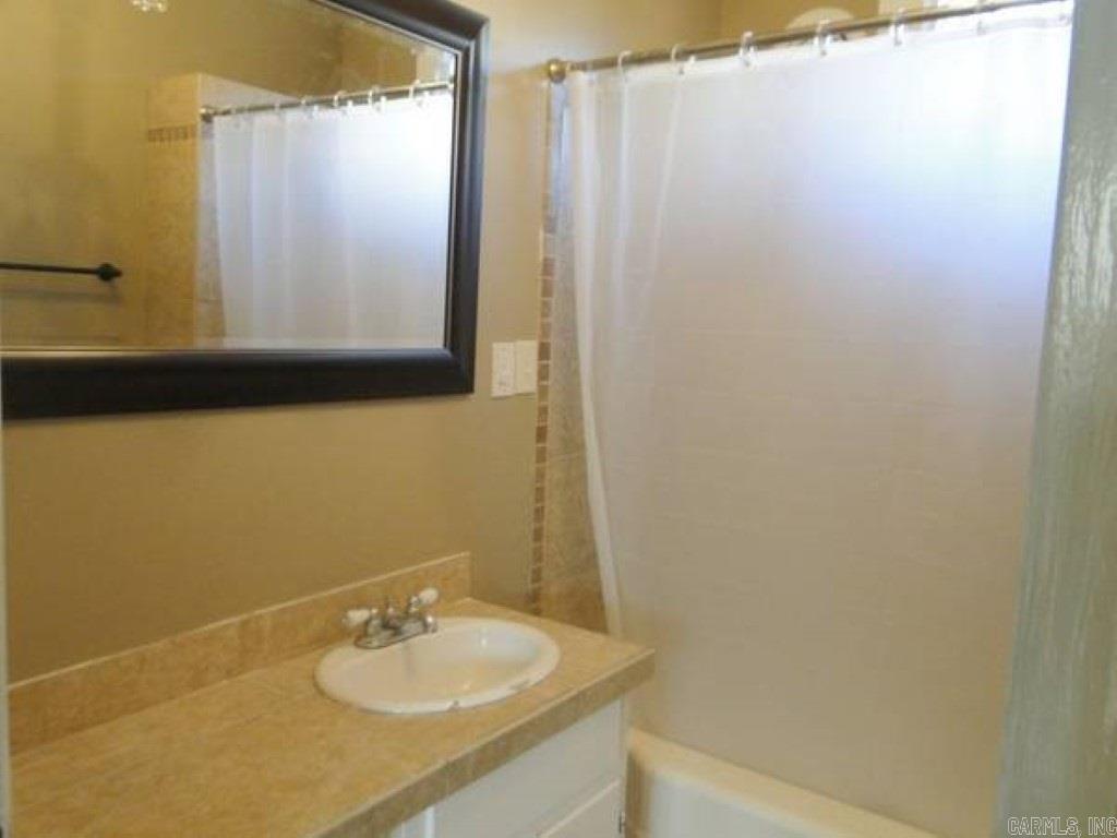 Pulaski Heights - Residential Lease