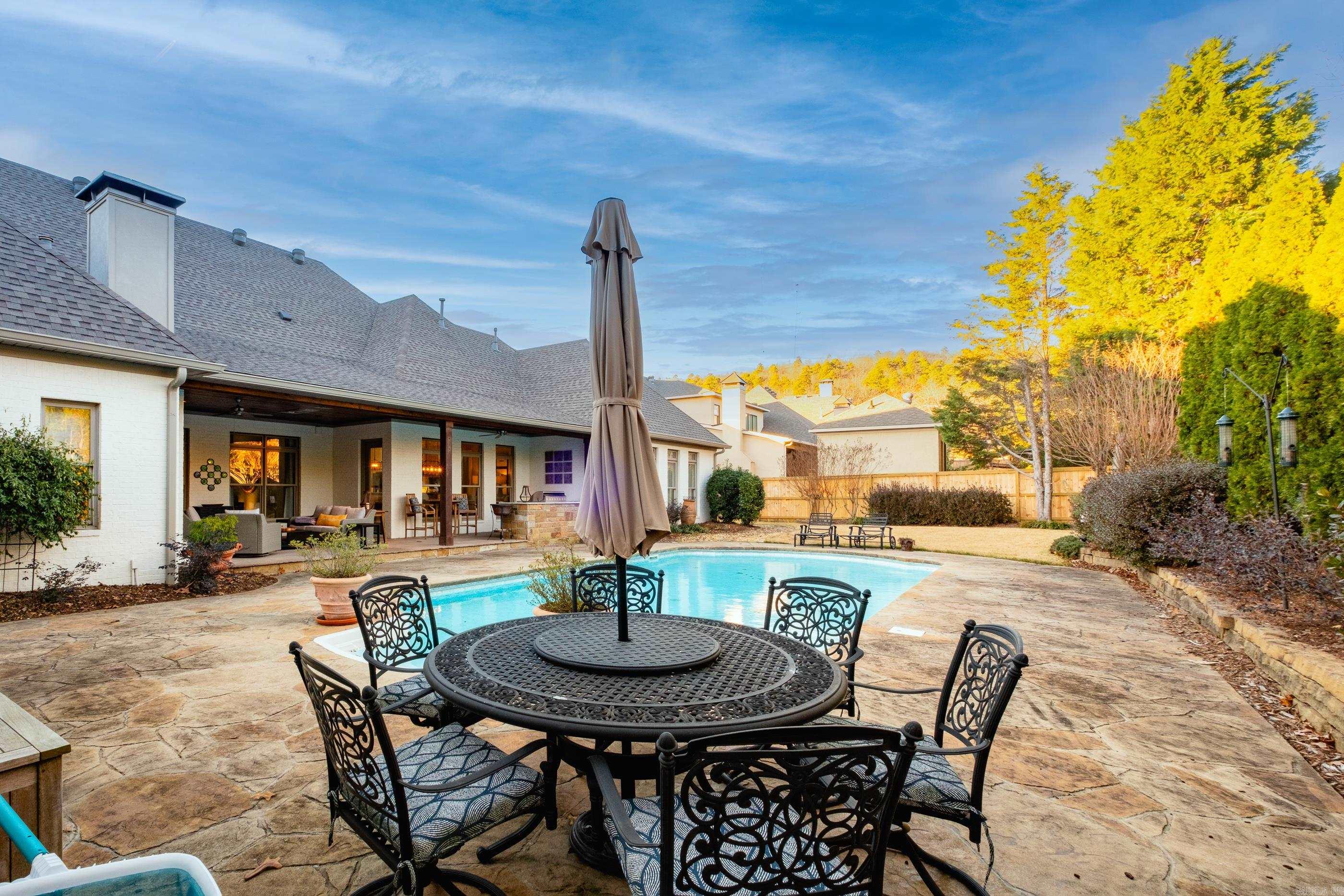 CHENAL VALLEY DEAUVILLE PLACE - Residential