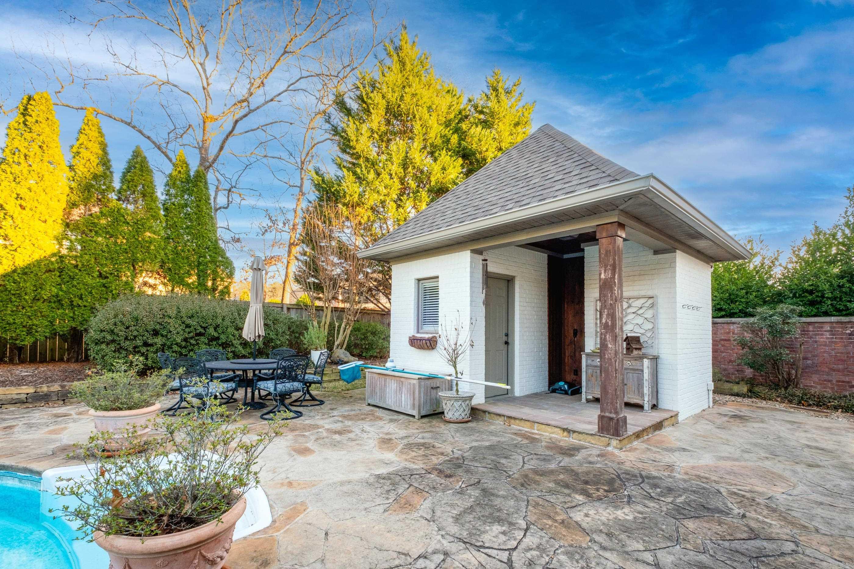 CHENAL VALLEY DEAUVILLE PLACE - Residential