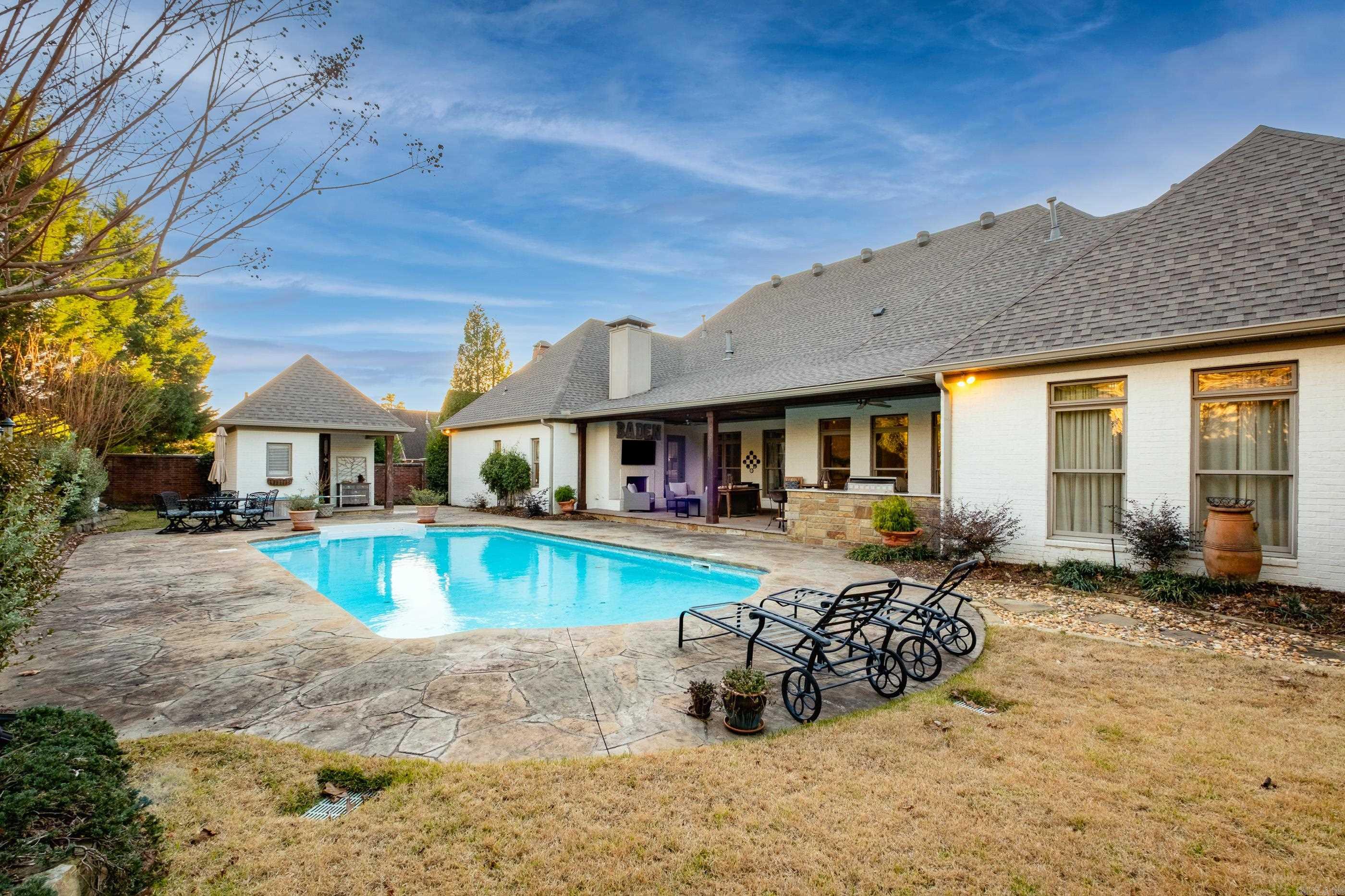 CHENAL VALLEY DEAUVILLE PLACE - Residential