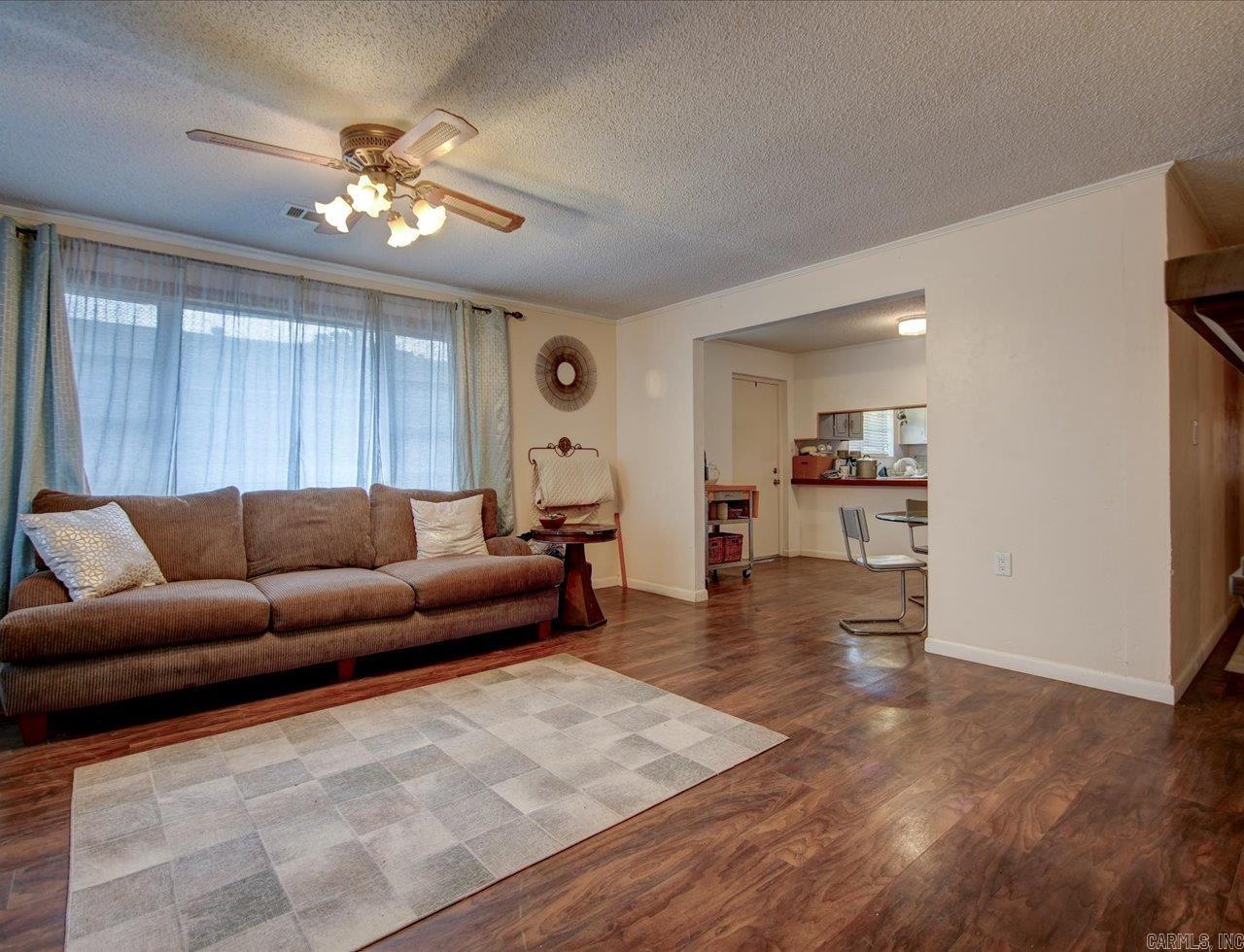 ALUMINUM CITY - Residential