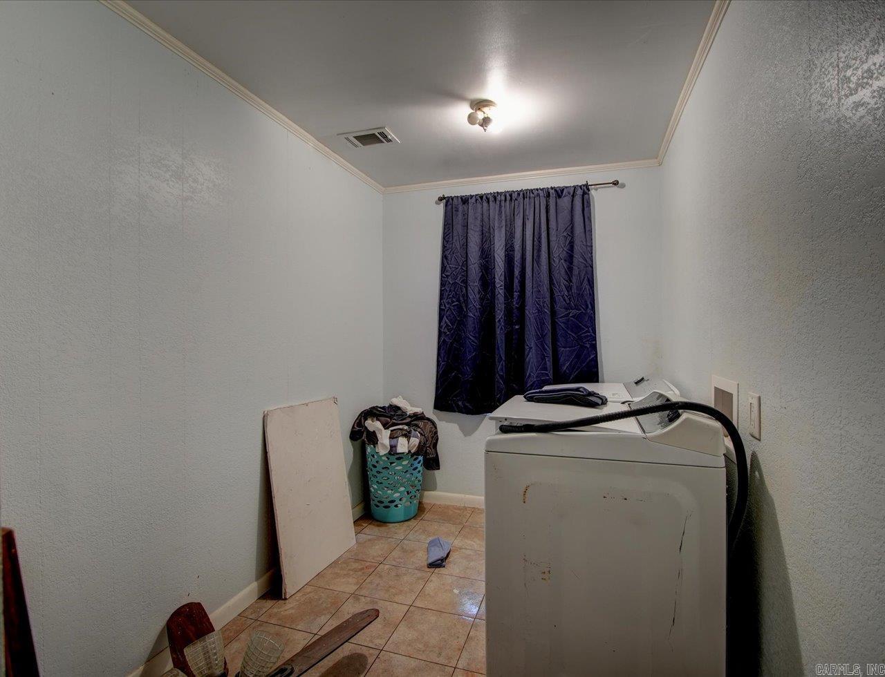 ALUMINUM CITY - Residential