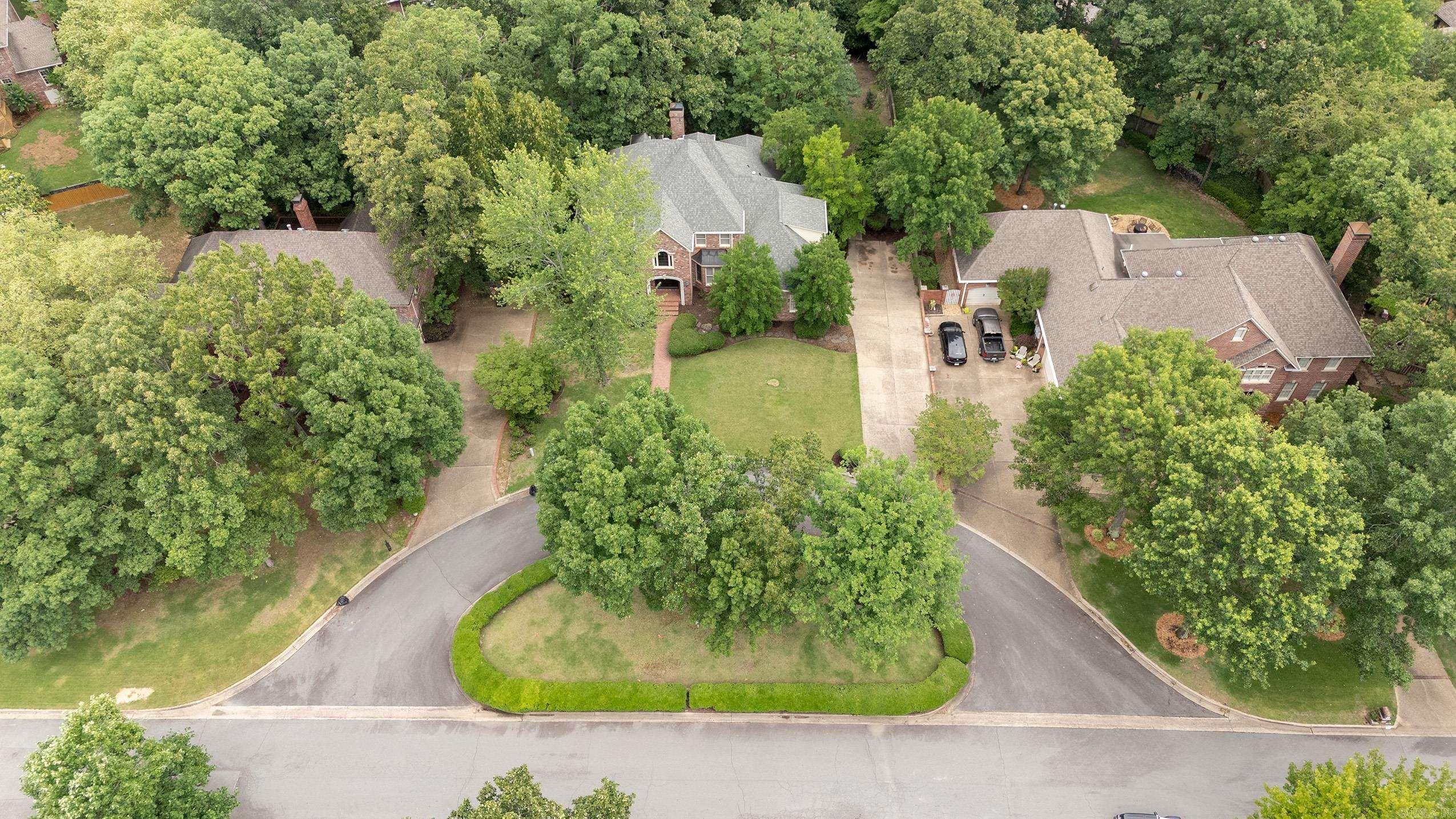 CHENAL VALLEY FONTENAY CIRCLE - Residential