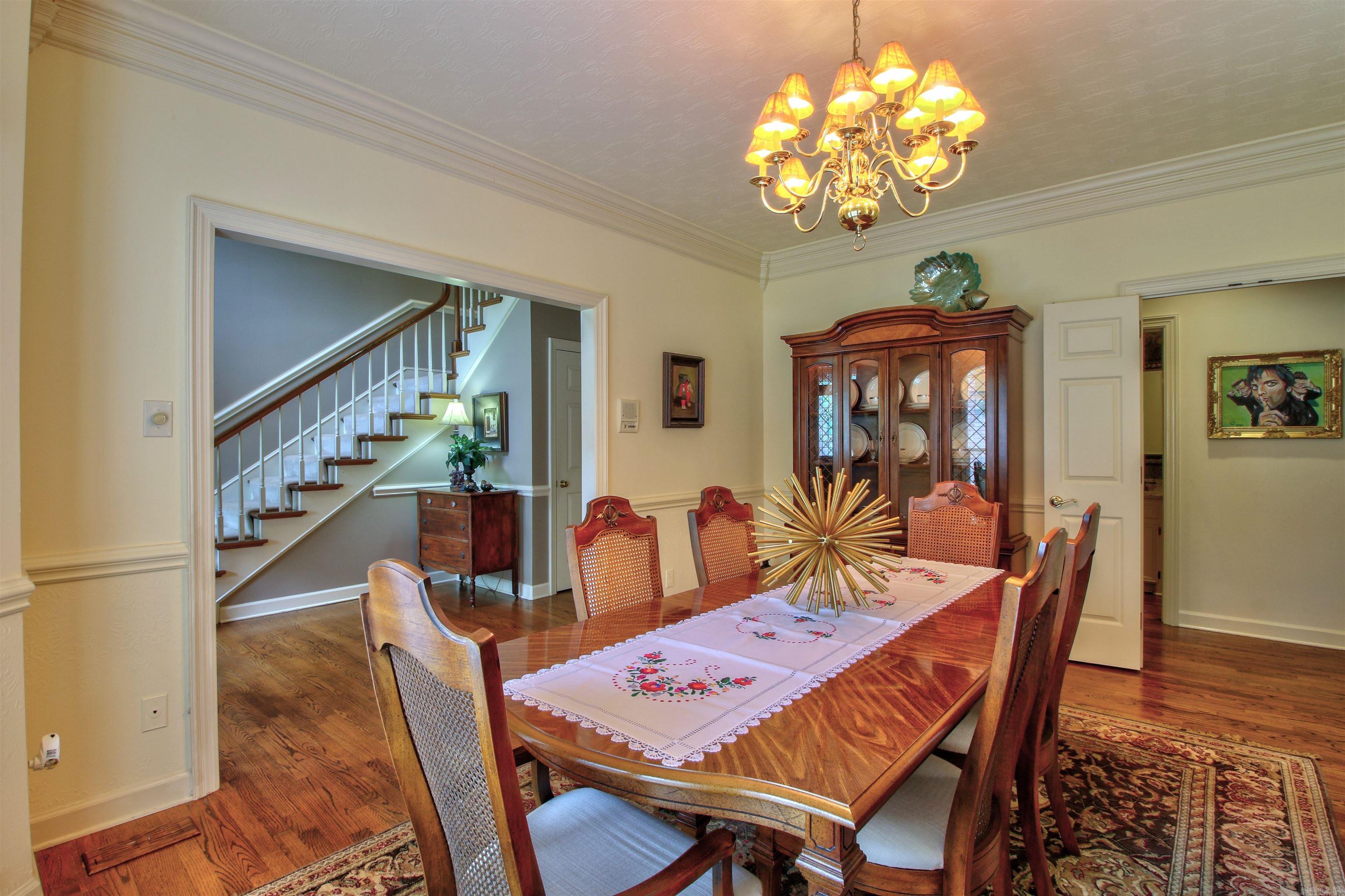 CHENAL VALLEY FONTENAY CIRCLE - Residential