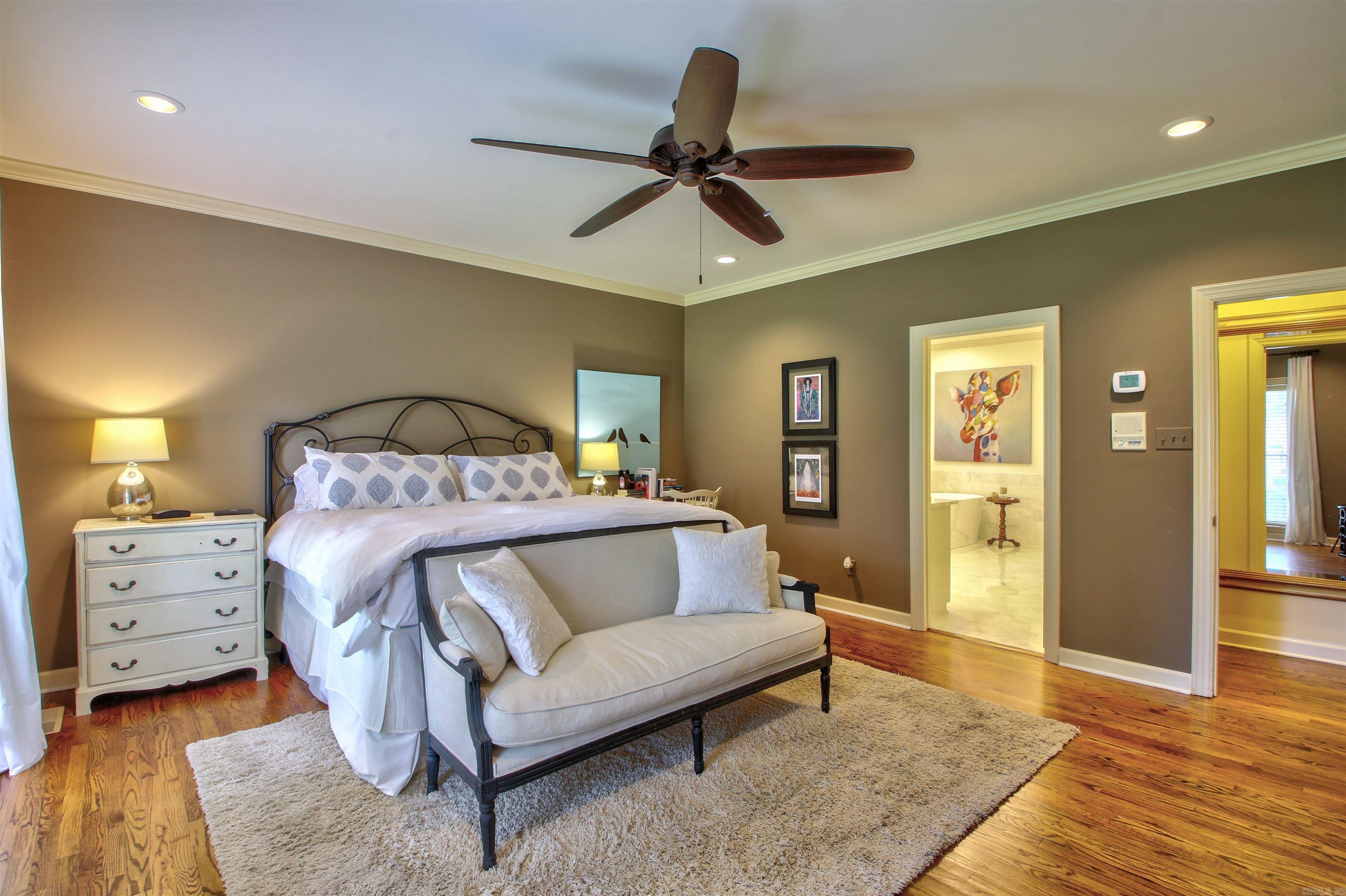 CHENAL VALLEY FONTENAY CIRCLE - Residential