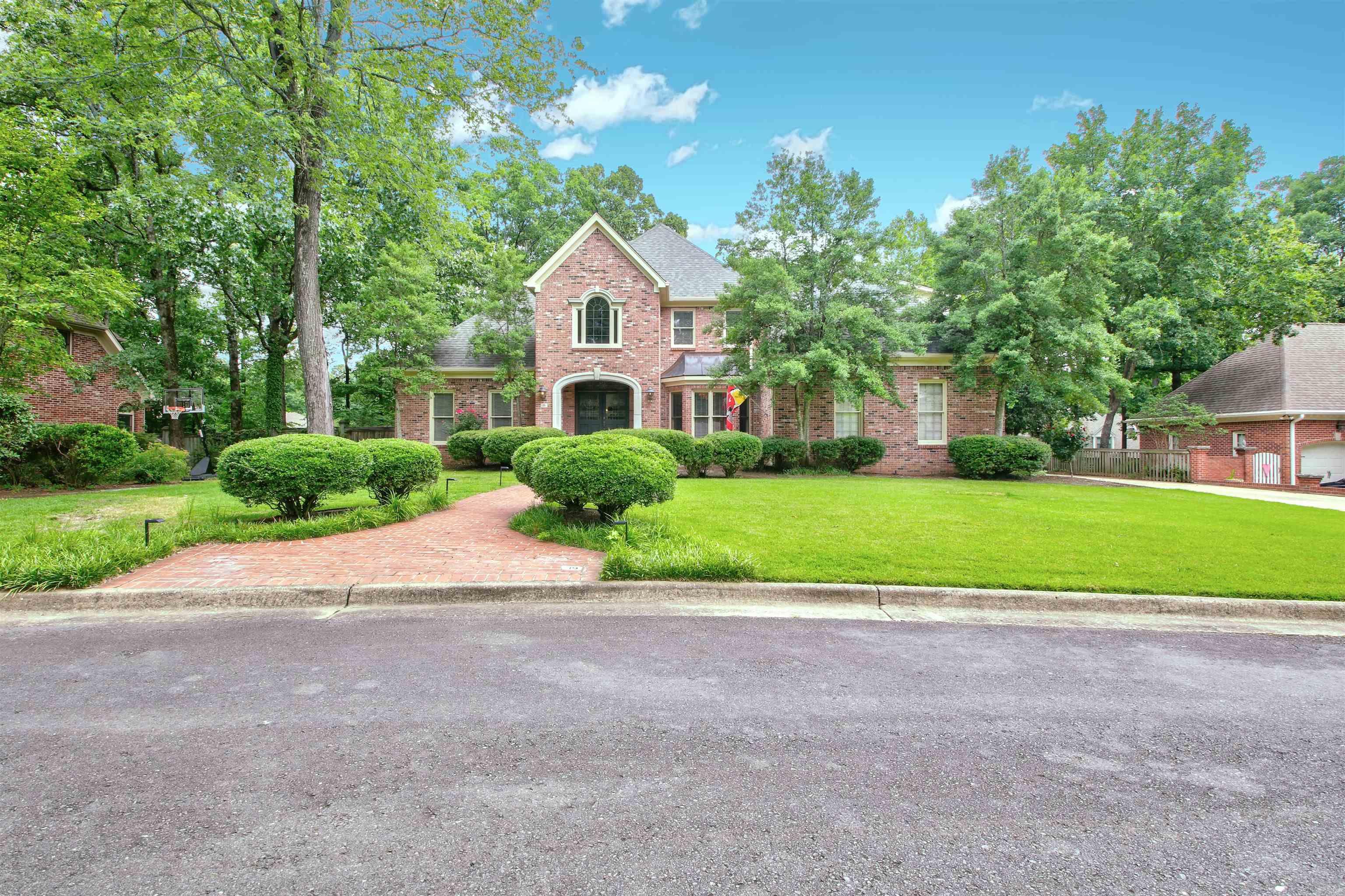 ABSOLUTE BEAUTY in Fontenay! This feels like home as soon as you enter, with the lovely two story foyer that leads you into the spacious Living Room. The kitchen has everything you need with large center cook island and abundant countertop space, Thermador gas cooktop and ovens, sonic ice machine, and separate coffee bar area. The primary bedroom suite (w/hardwood floors) and updated bath are lovely and the bath has a spa-like feel which offers a fabulous closet/dressing area. Upstairs hosts 3 guest bedrooms, 2 full baths. One bedroom has private bath while other has J&J; each with its own private sink area and each bedroom has large walk-in closets. The storage in this home is impressive and also has an upstairs Cedar storage closet. Spacious bonus room added in 2012 is a wonderful spot for movies or play! Newly painted exterior. Agents: **See Remarks before showing**
