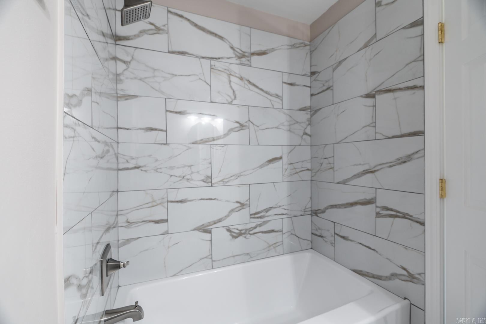 NORMANWOOD - Residential