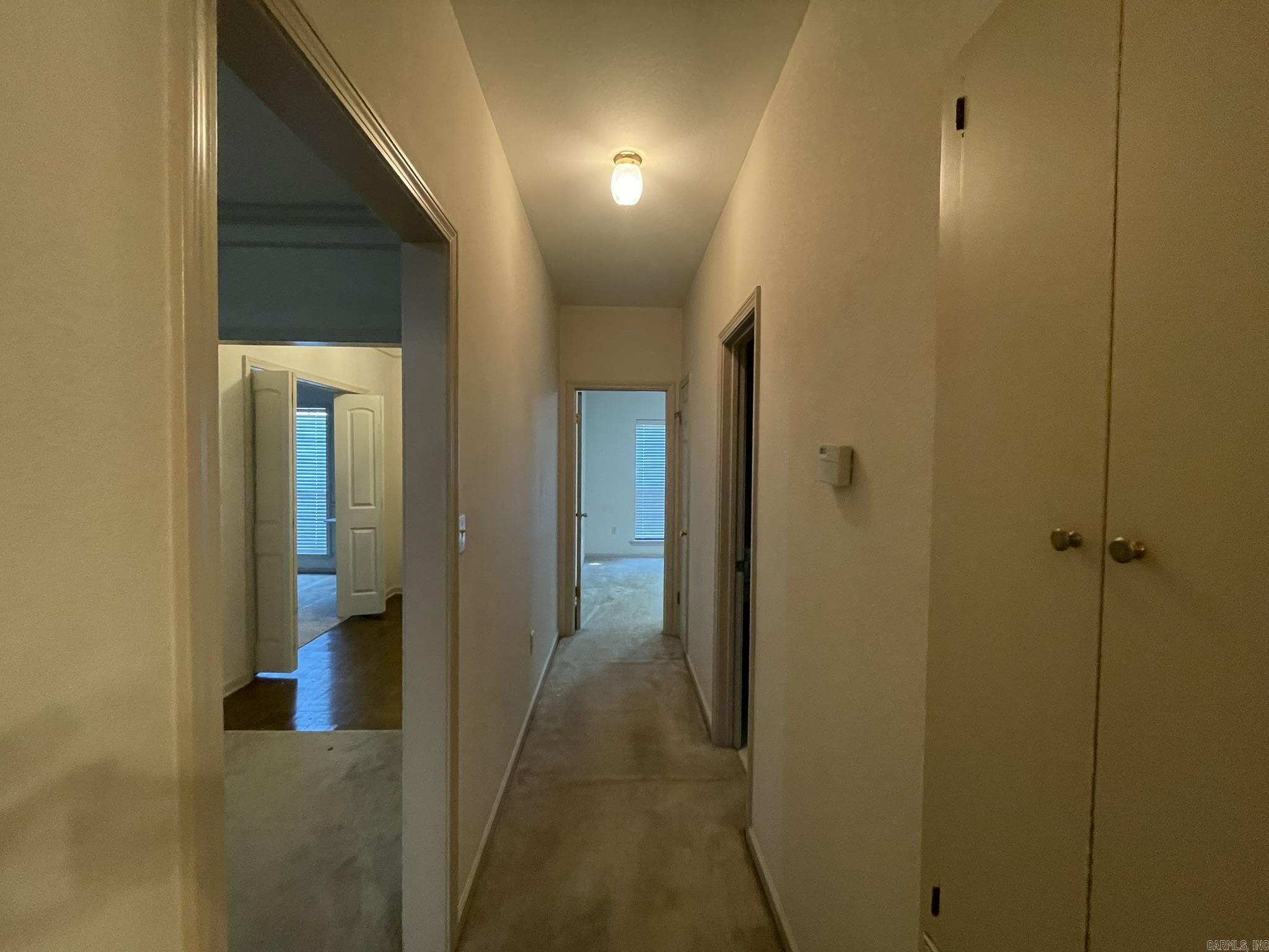 RIVER OAKS - Residential