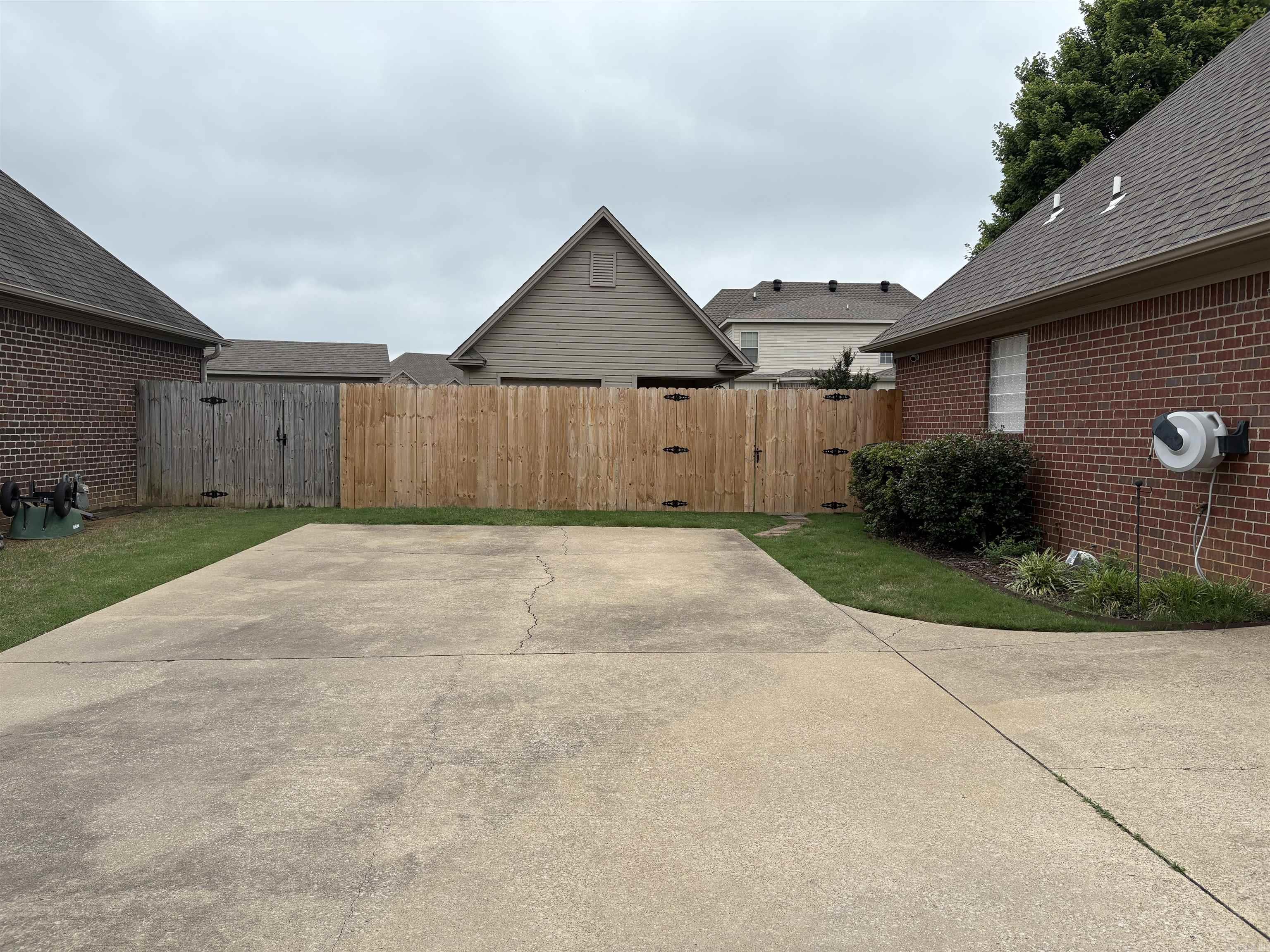 COLONY WEST S/D - Residential