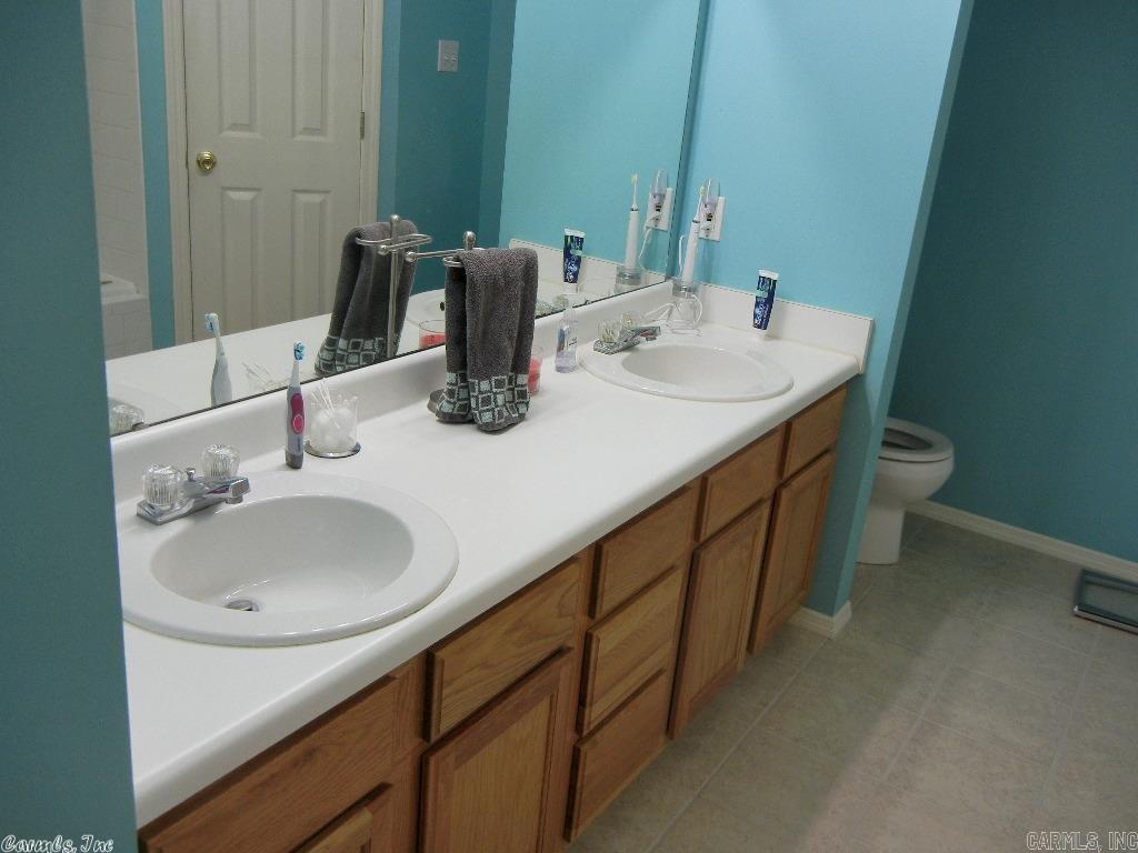 BRYANT MEADOWS - Residential