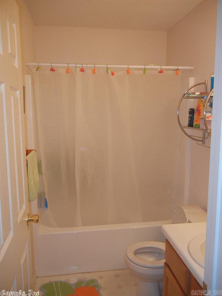 BRYANT MEADOWS - Residential