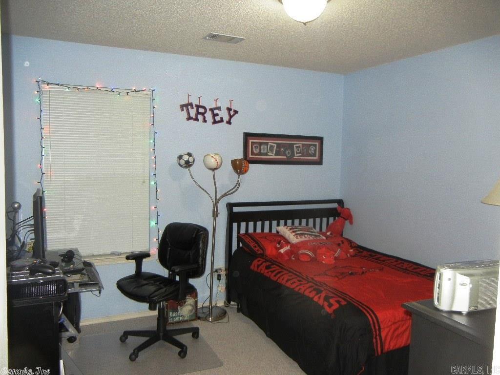 BRYANT MEADOWS - Residential