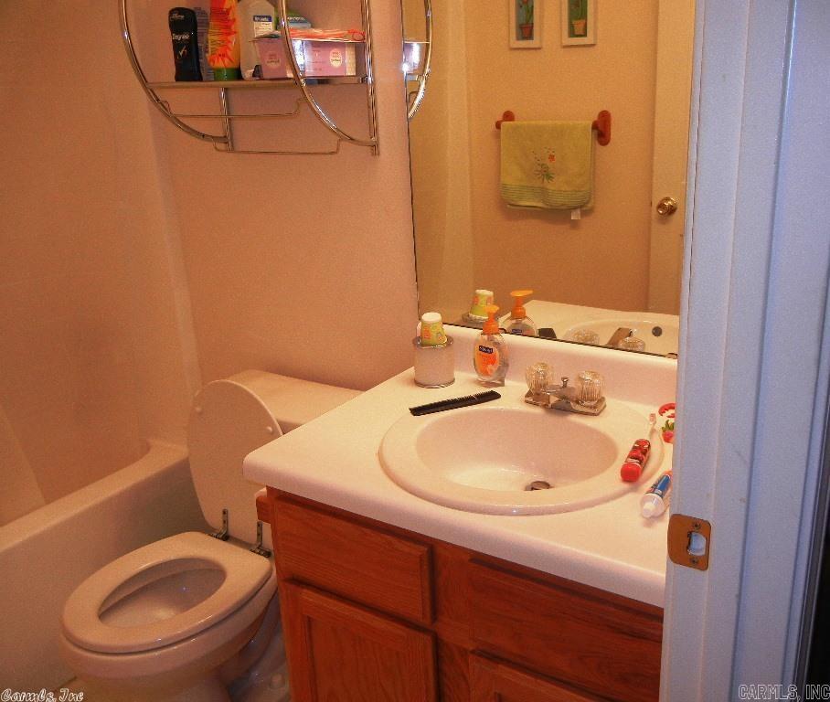 BRYANT MEADOWS - Residential