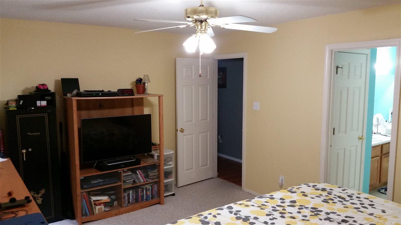 BRYANT MEADOWS - Residential