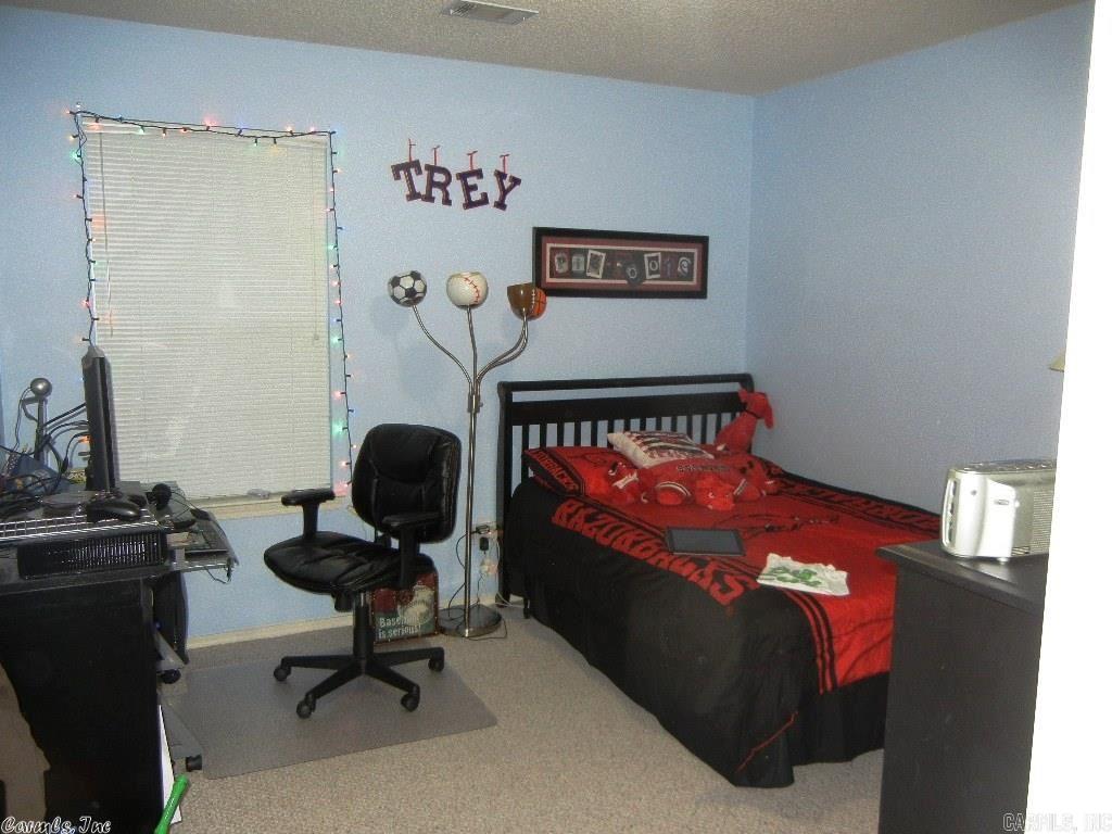 BRYANT MEADOWS - Residential