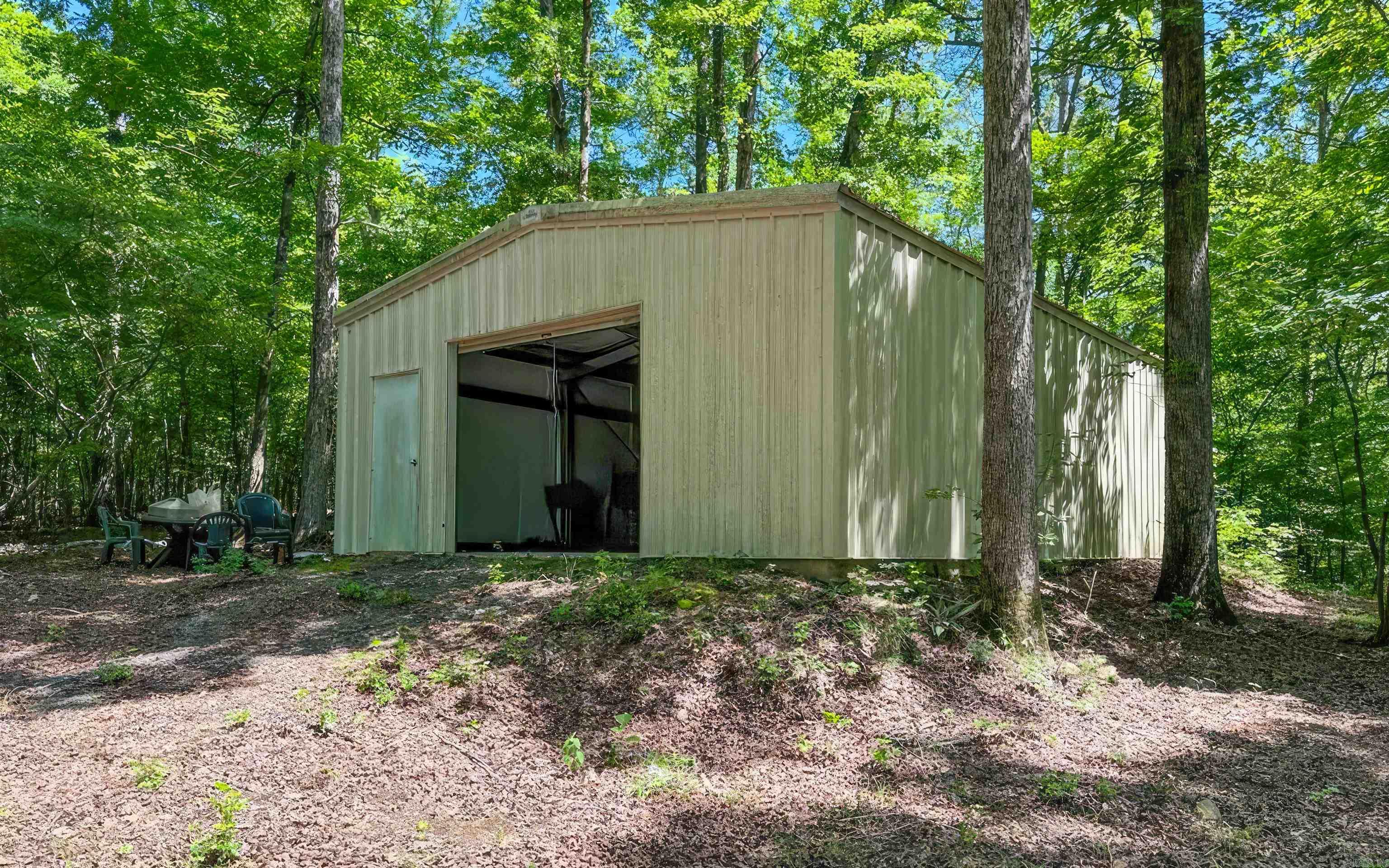 Metes & Bounds - Land