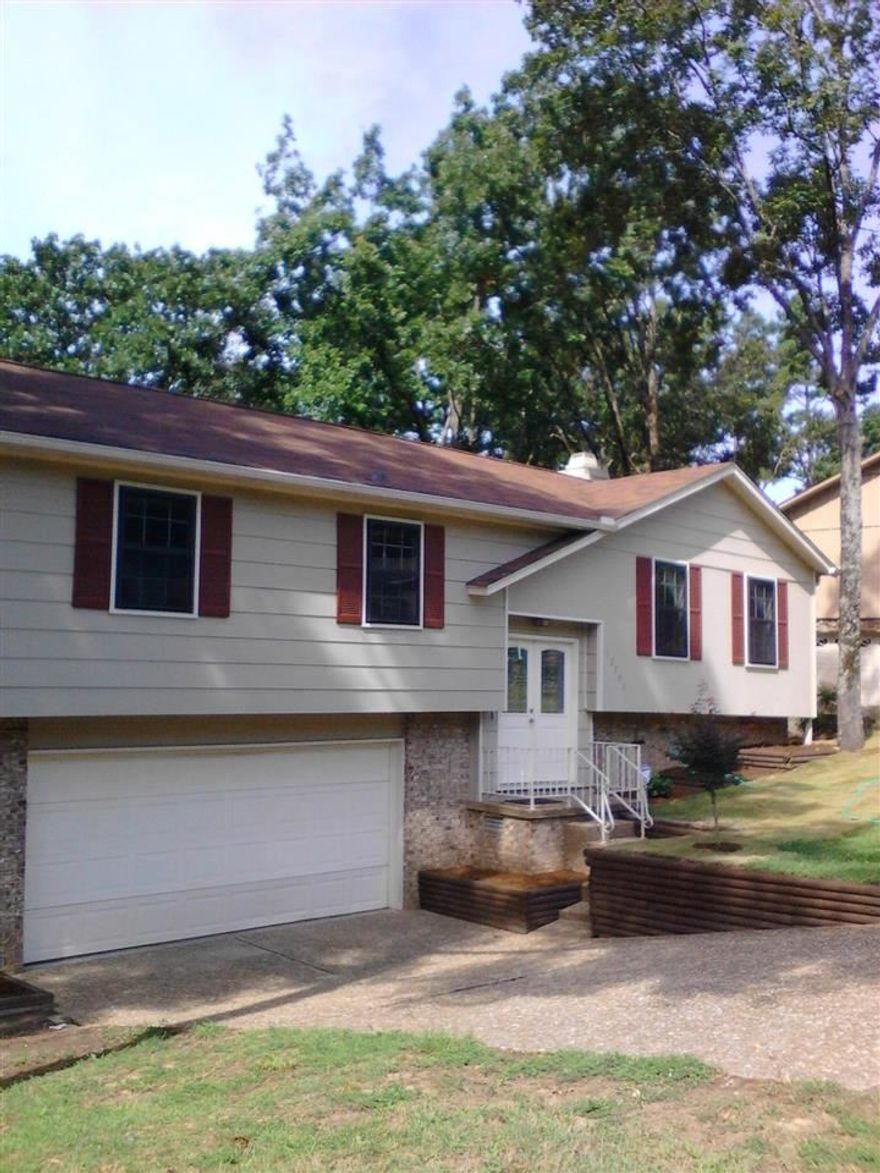 BEAUTIFUL EXECUTIVE HOME! TOTALLY UPDATED INSIDE AND OUT! GREAT FLOORPLAN! INCREDIBLE VIEW! BONUS ROOM! TOO MANY EXTRAS TOO LIST! EASY TO SHOW! SEE THIS ONE FIRST!