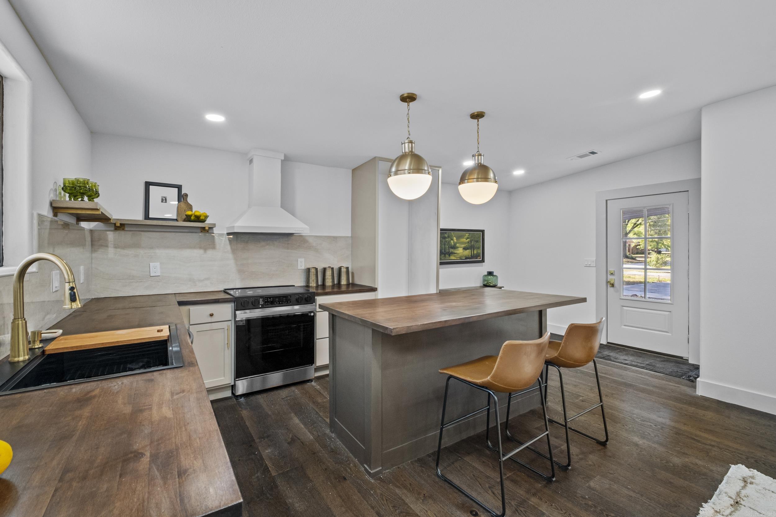 NIXON ADDN - Residential